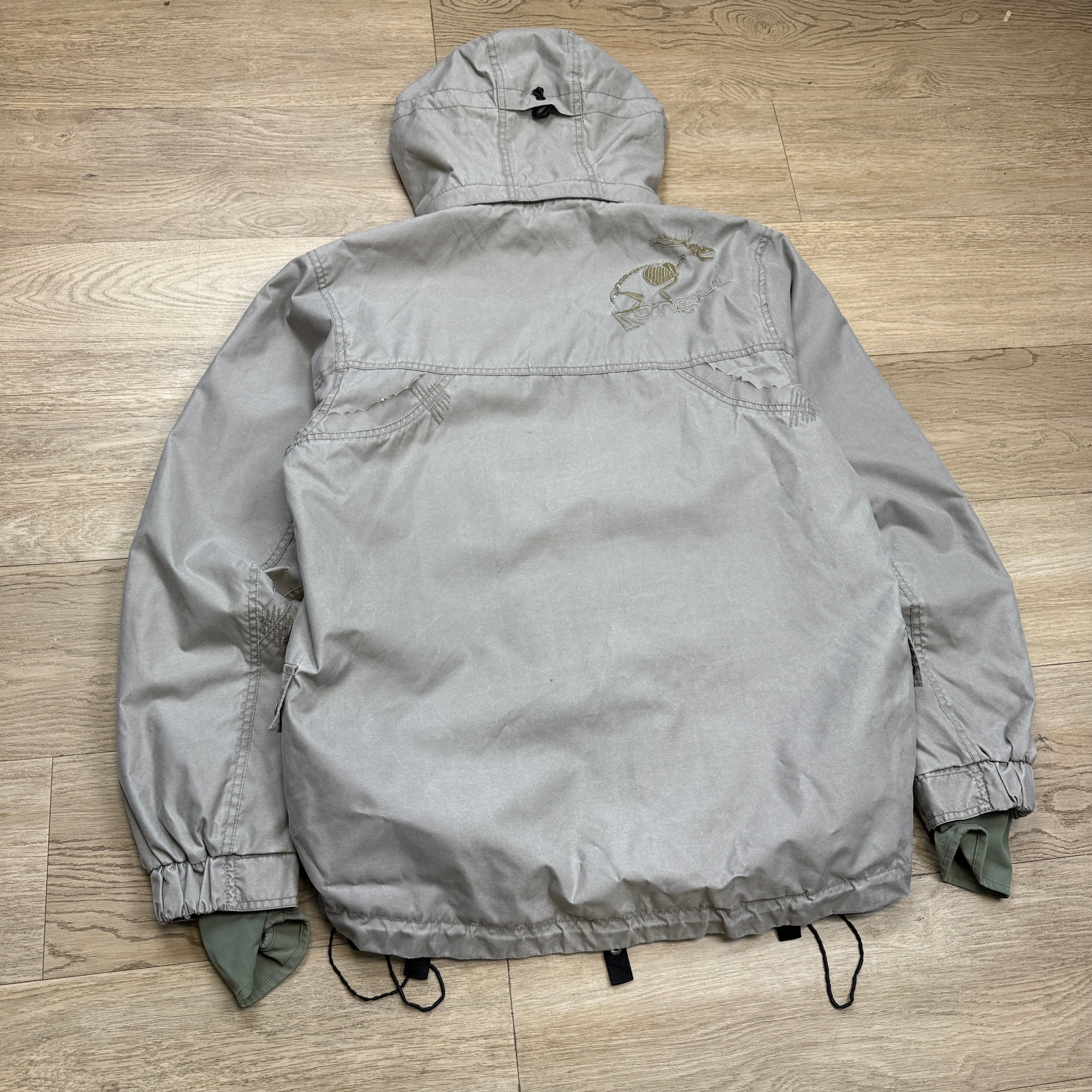 O'Neill 2000's technical multi-pocket vented parka ski jacket (XL)