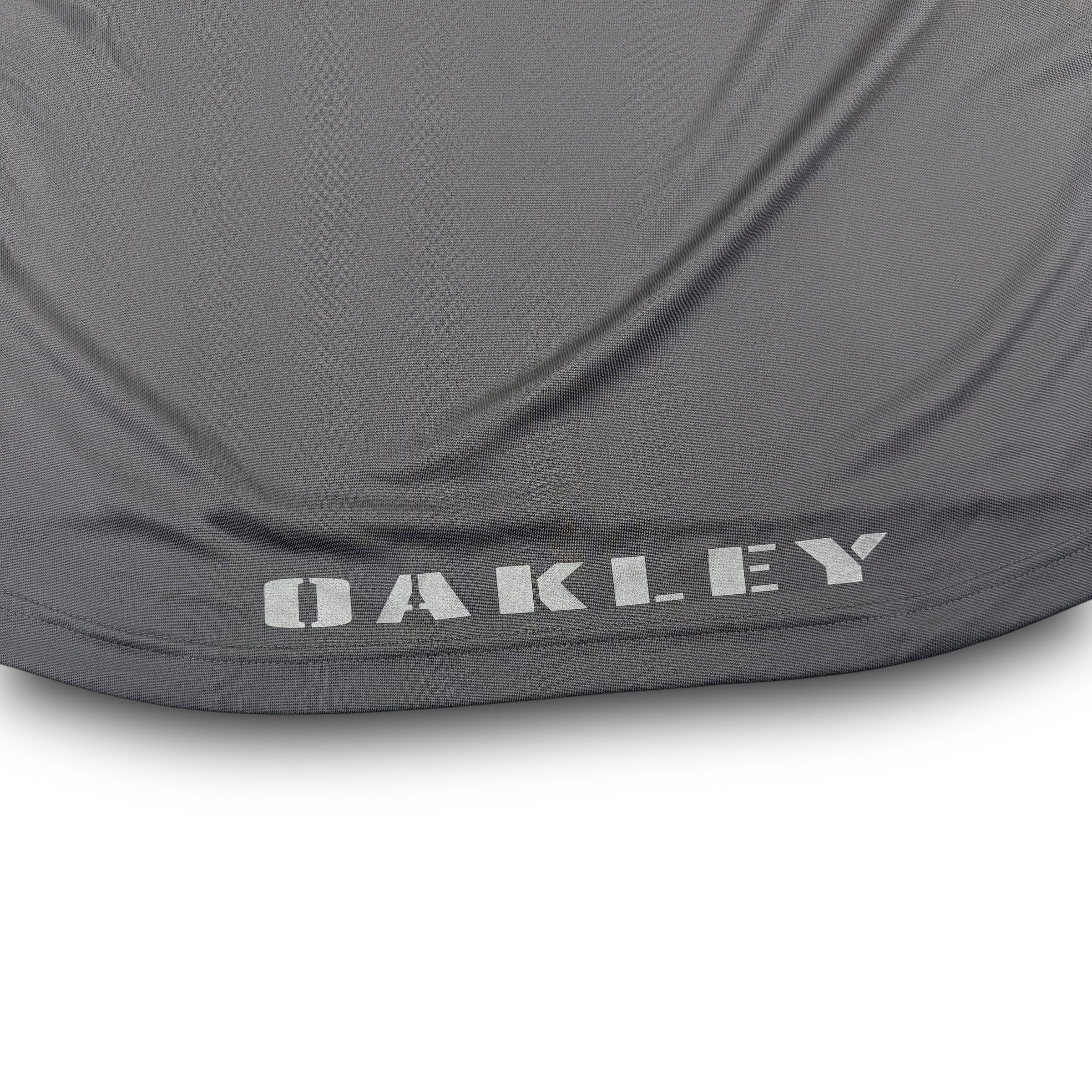 Oakley 2000's technical paneled mesh training shirt (L)