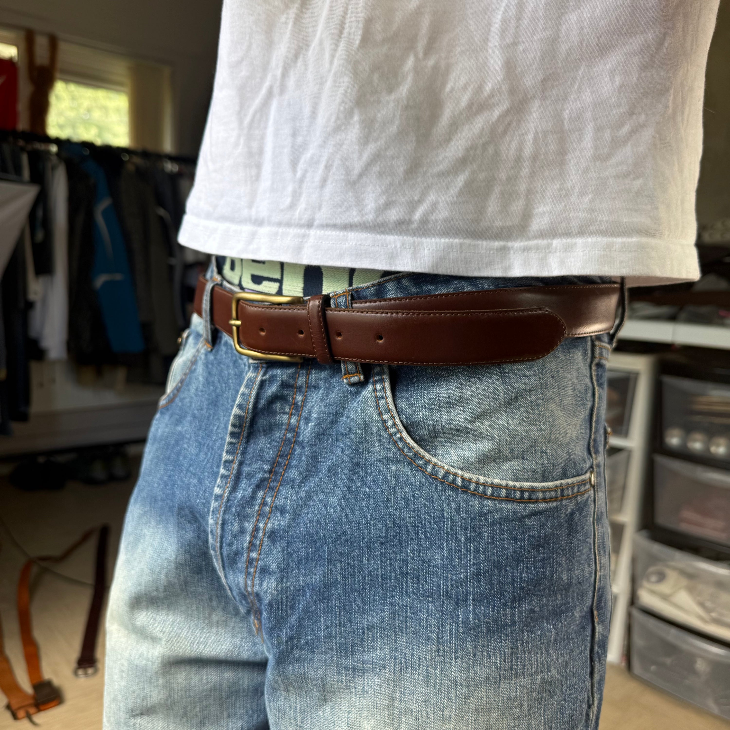 Reiss 2000's gold plated buckle brown leather belt (OS)
