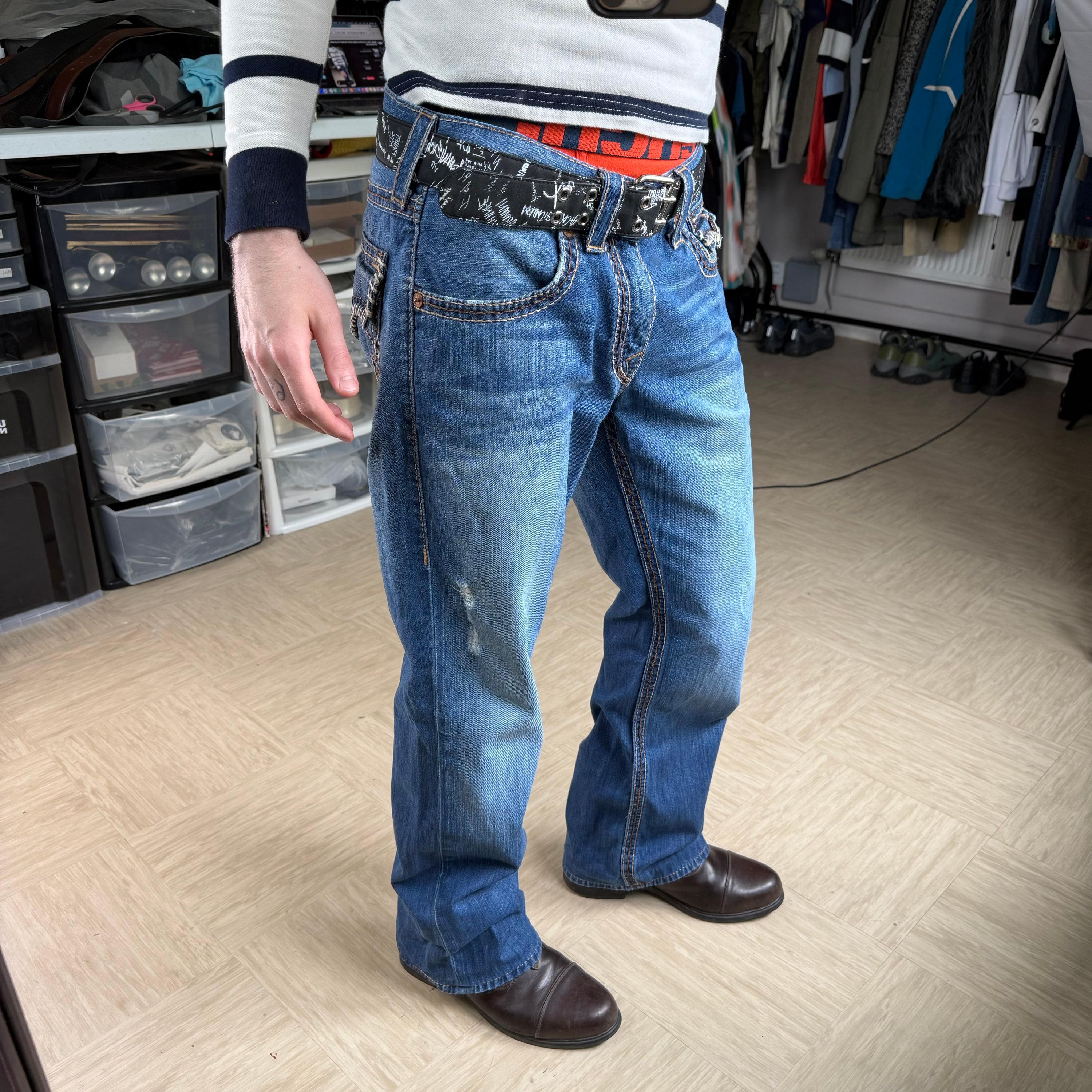 True religion 2000's big contrast stitch denim bootcut jeans (M)