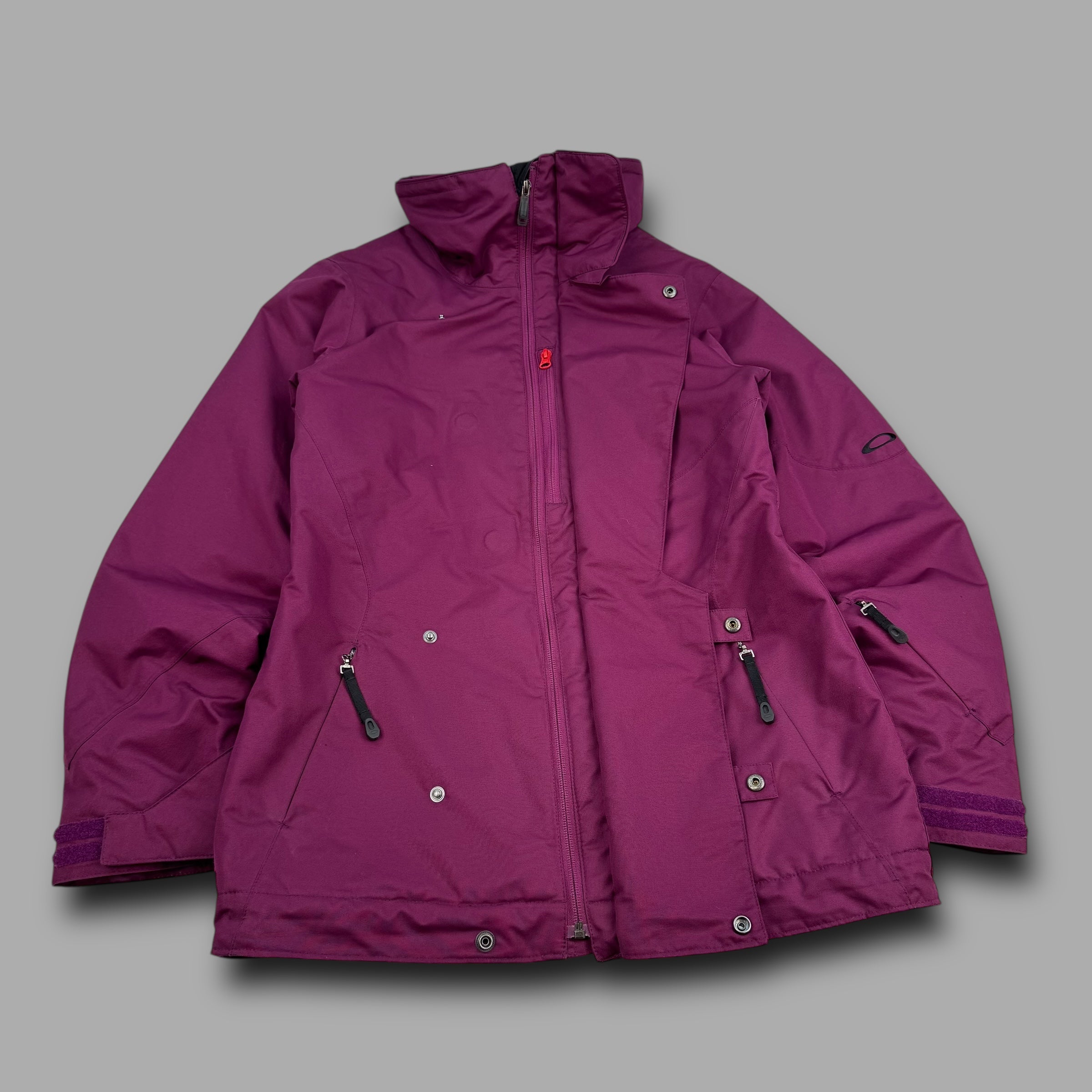 Oakley 2012 technical asymmetrical closure vented softshell ski jacket (M) wms