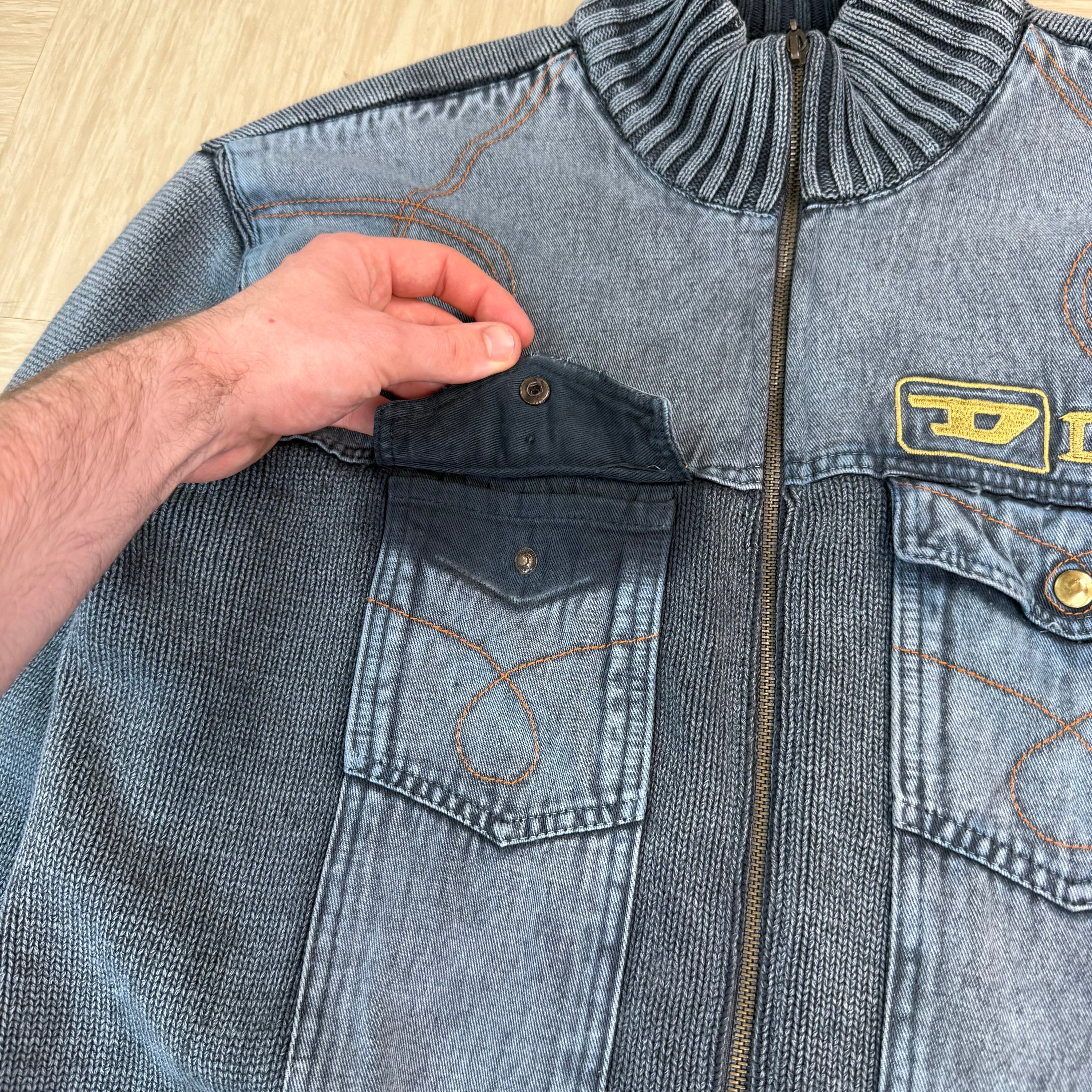 Diesel 2000's knit embroidered zip up hybrid jacket (XL)
