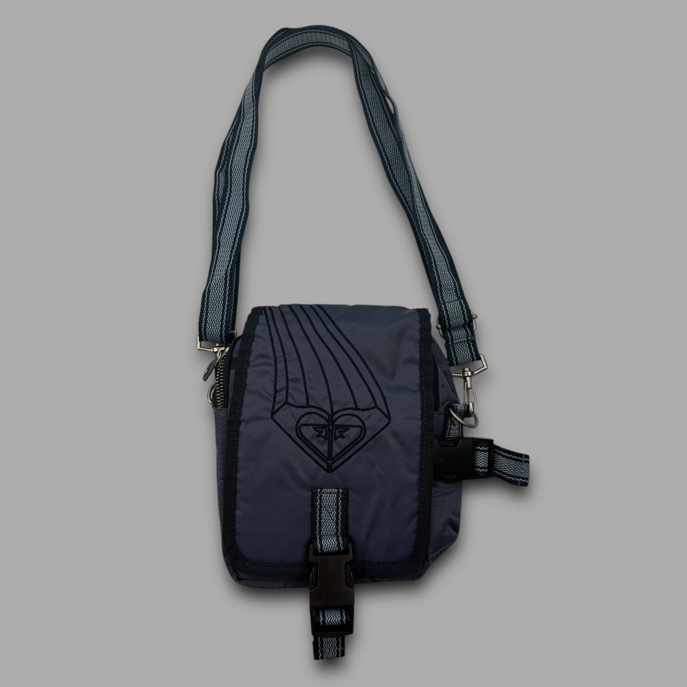 Quiksilver x Roxy 2000's technical carry all smoke bag / shoulder bag (OS)