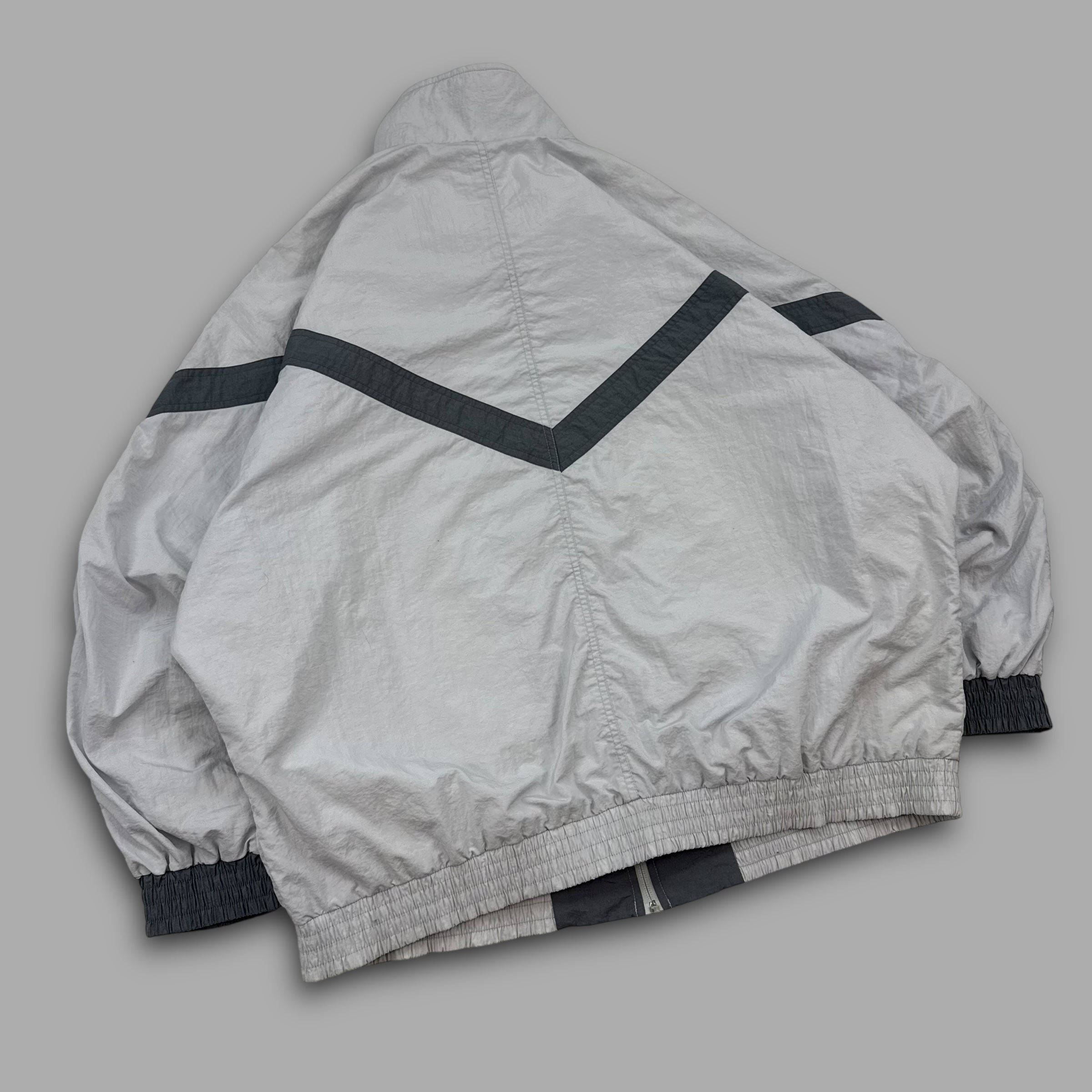 Golden cup 1990's boxy fit zip-up windbreaker (XL)