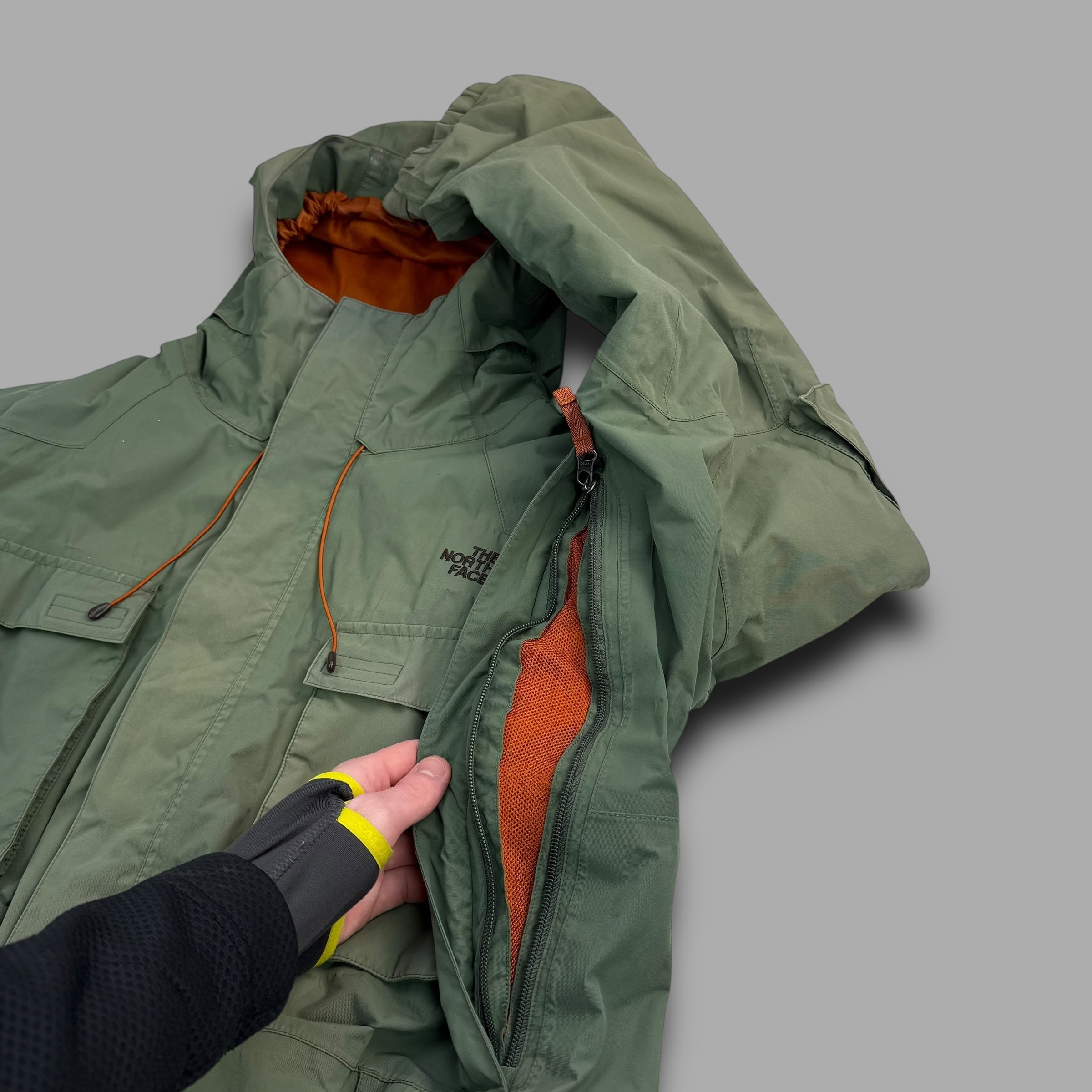 The north face 2007 technical panelled multi-pocket ski jacket (L)