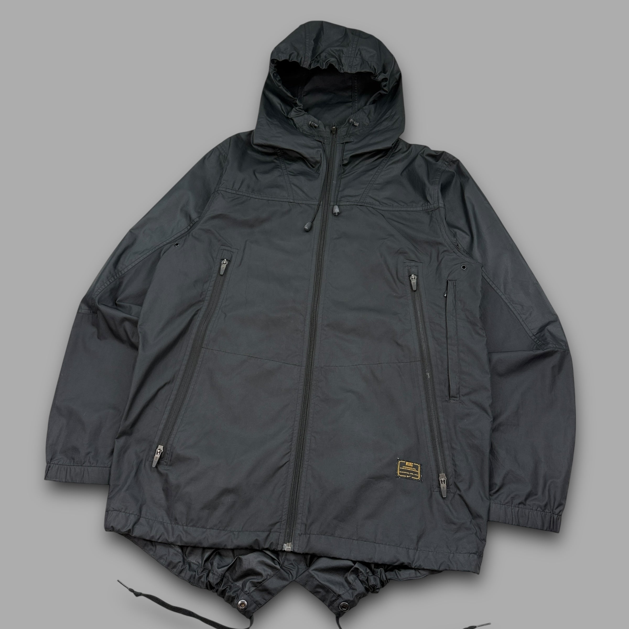Nike 2000's technical nylon multi-pocket parka jacket (M)