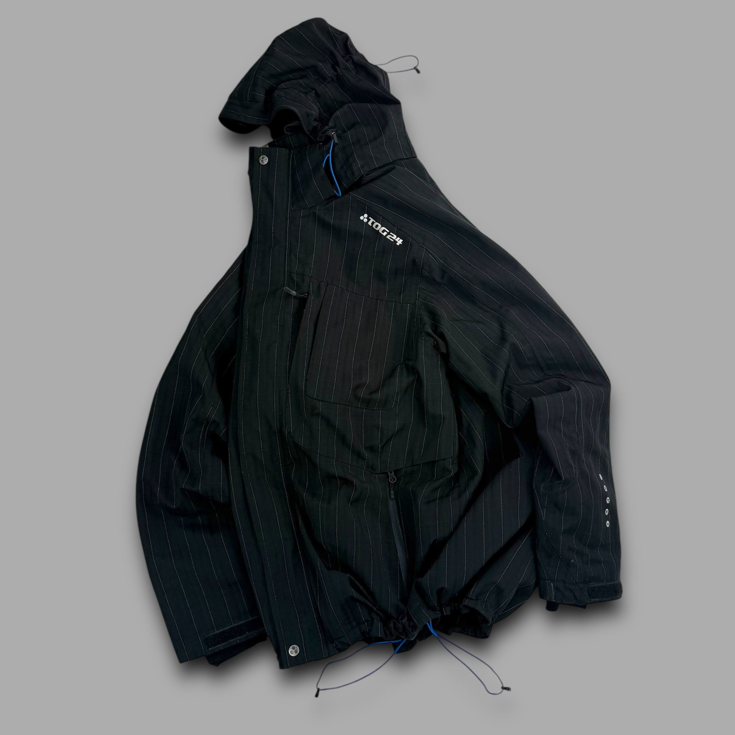 Tog24 2000's technical pinstripe fibertronic ski jacket (L-XL)