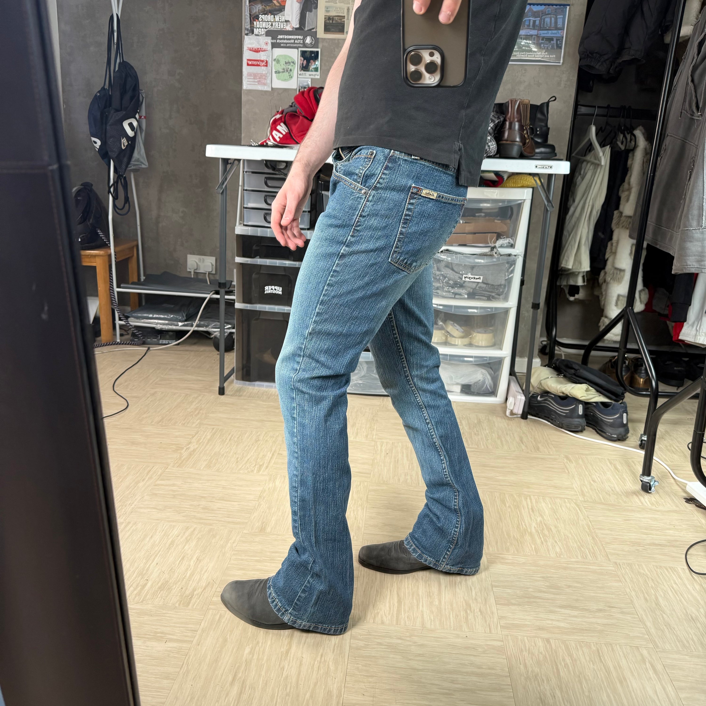 Levi's 2000's stretch denim bootcut jeans (S)