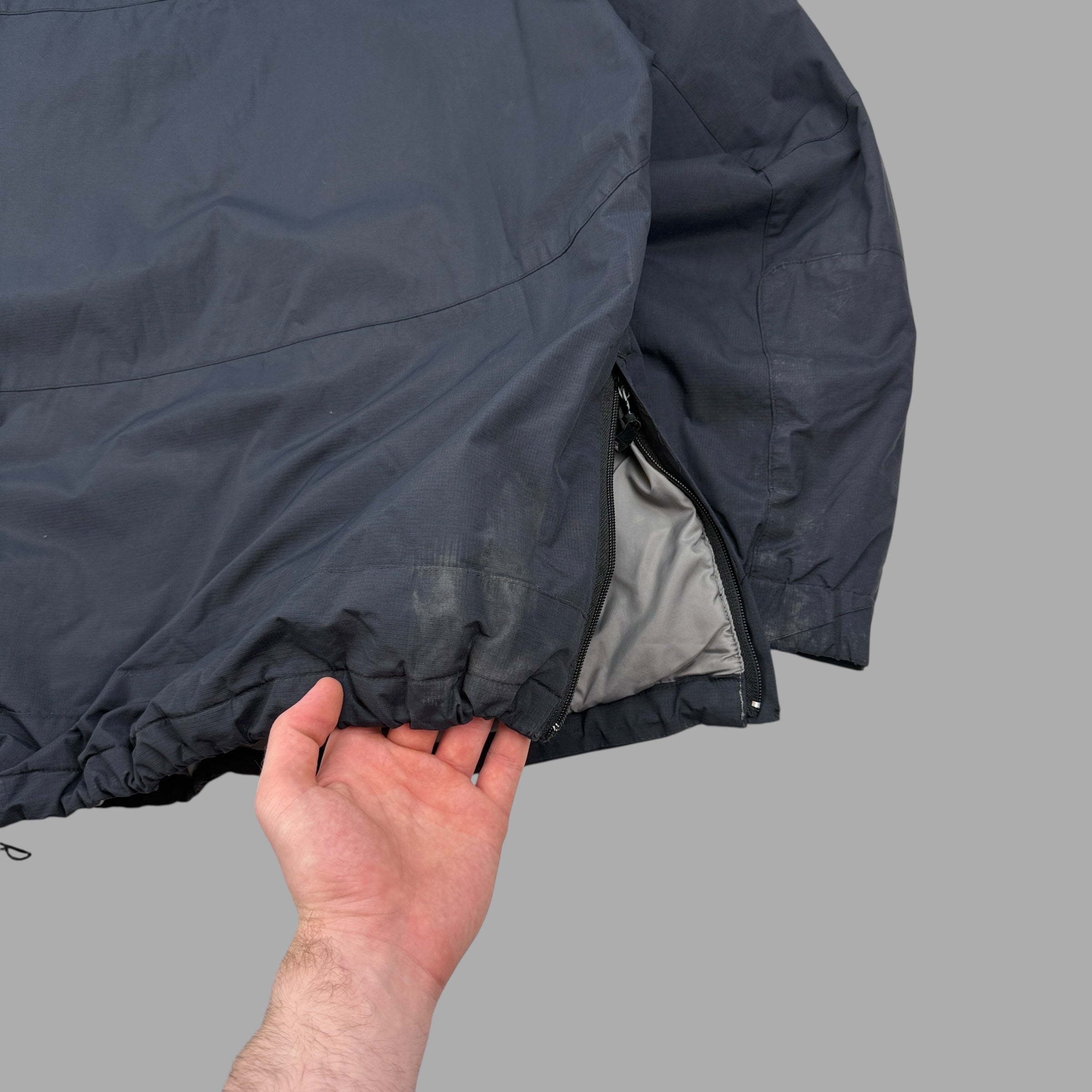 Quiksilver 2000's technical asymmetrical zip compass ski jacket (M)