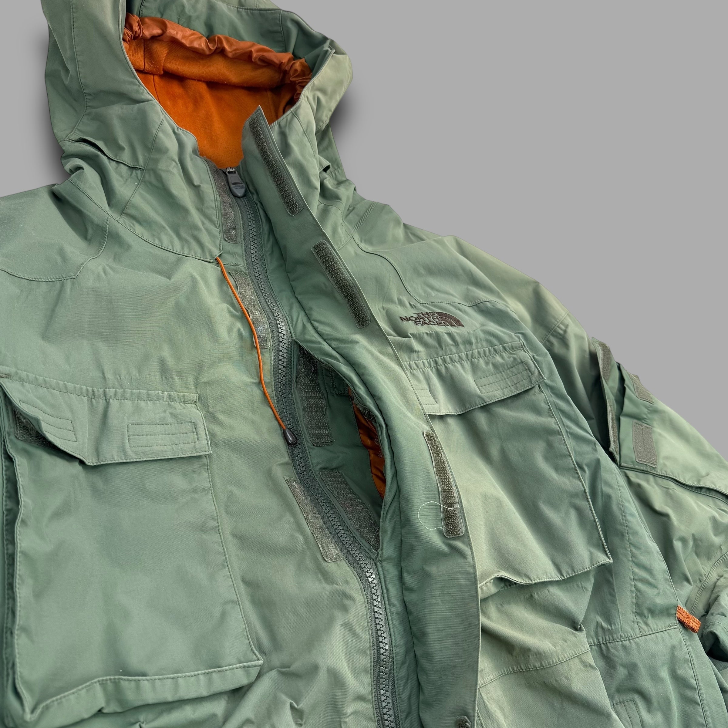 The north face 2007 technical panelled multi-pocket ski jacket (L)