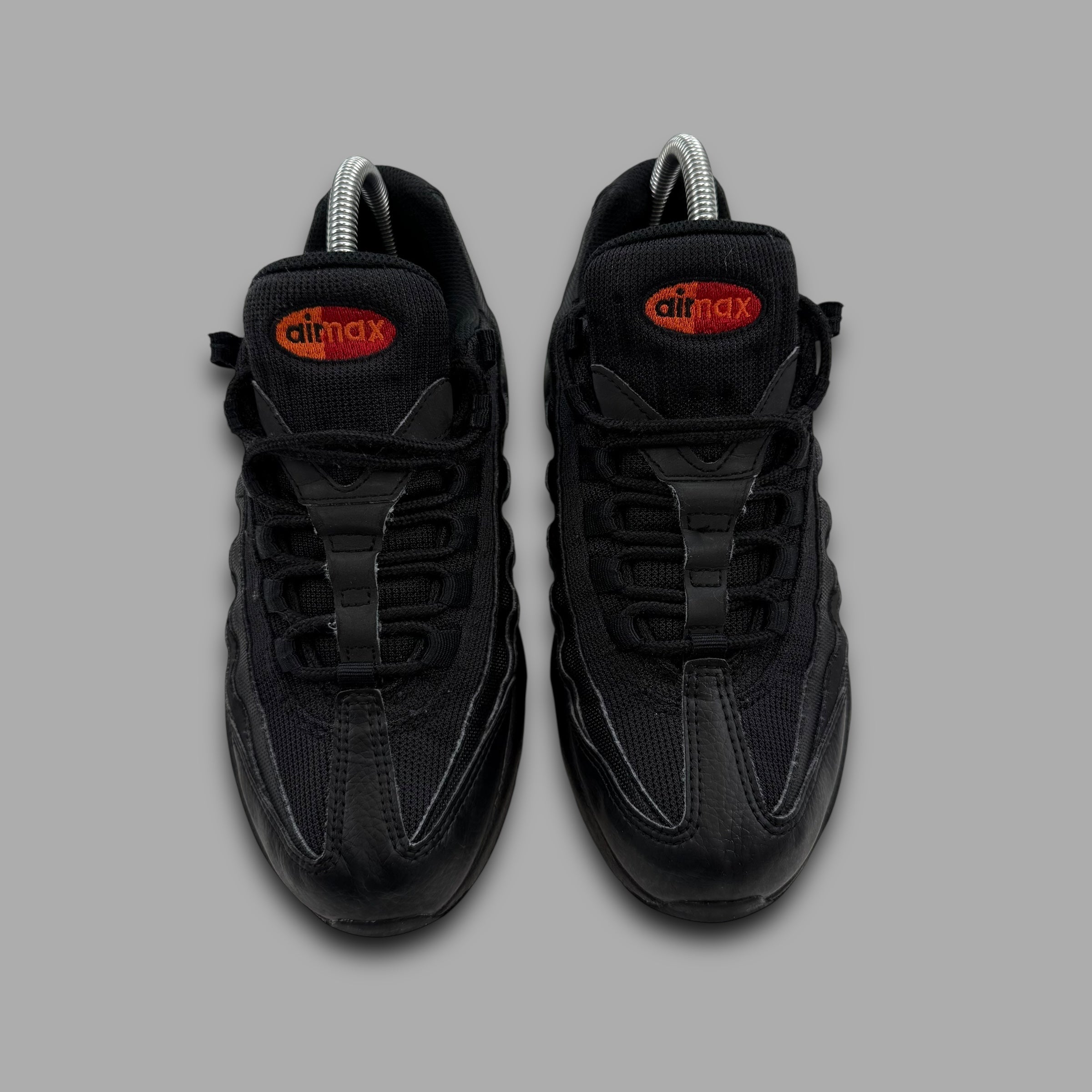 Nike airmax 95 'black fiery orange' (UK5)