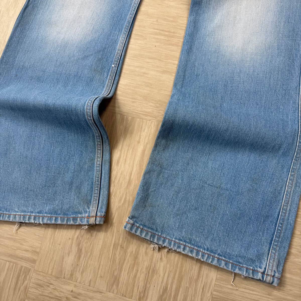 Diesel 2000's ravix relaxed bootcut light denim jeans (S)