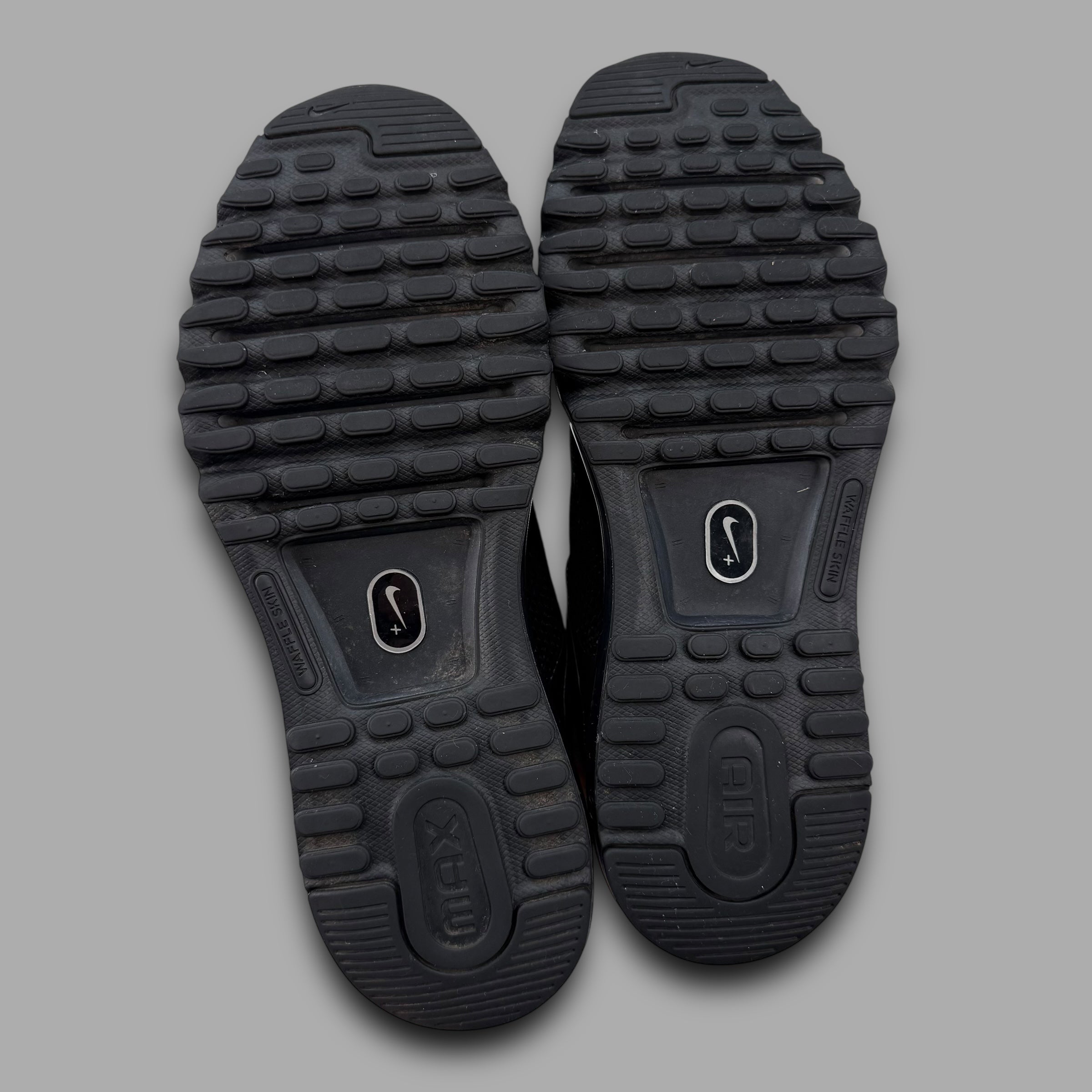 Nike airmax plus 2013 'triple black' (UK8)