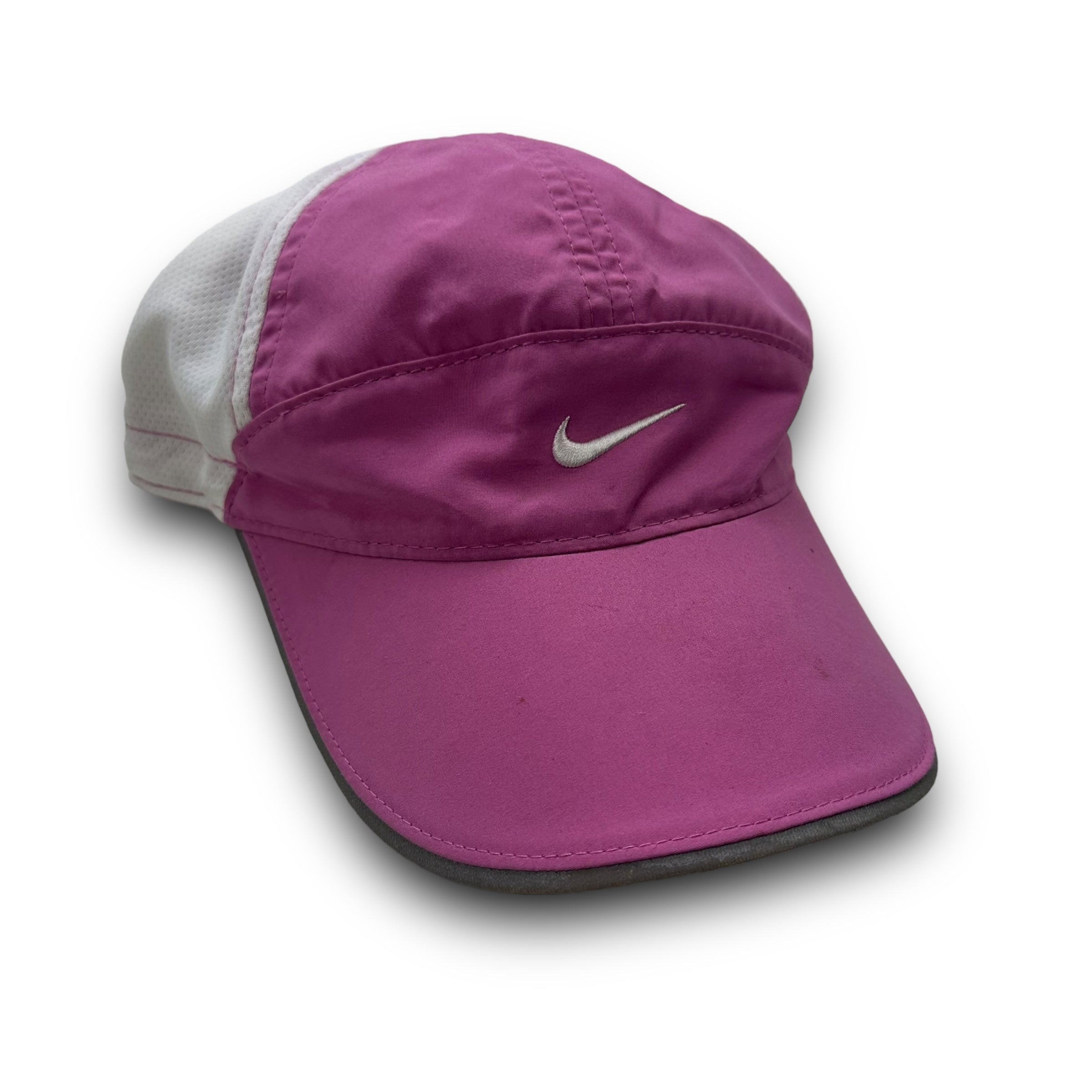 Nike 2000's clima-fit cap (S)