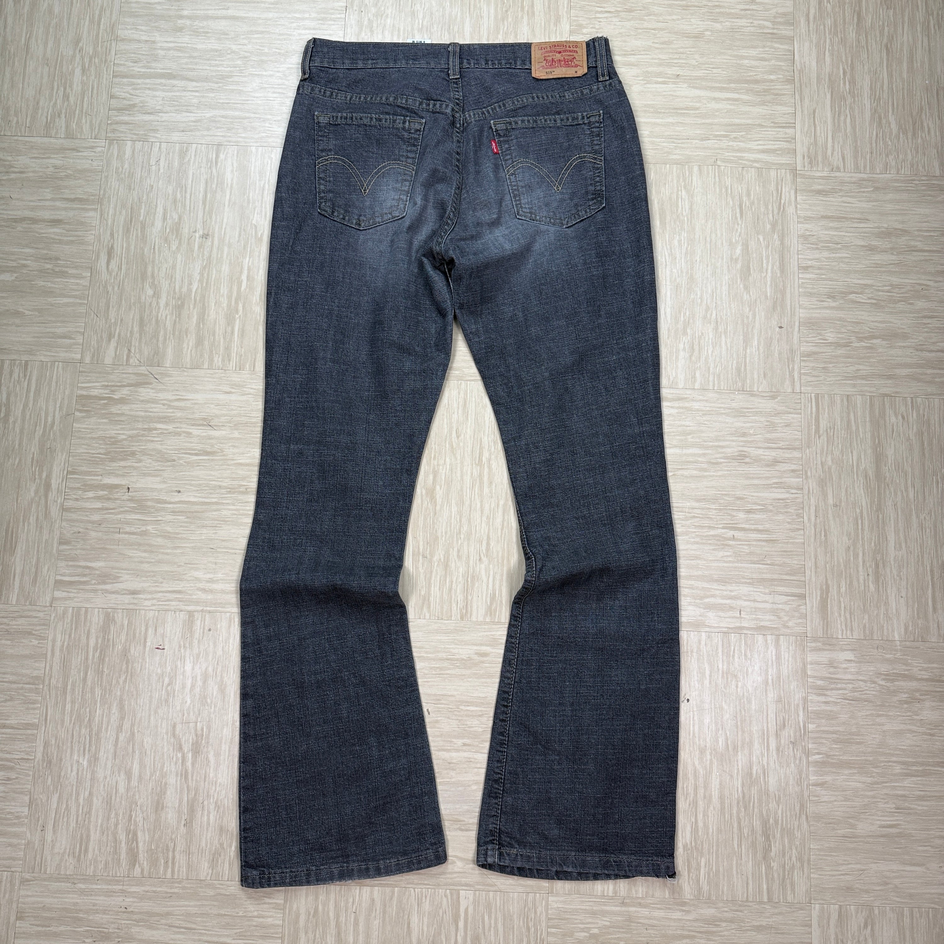 Levi's 515 2000's nouveau boot-cut denim jeans (M)