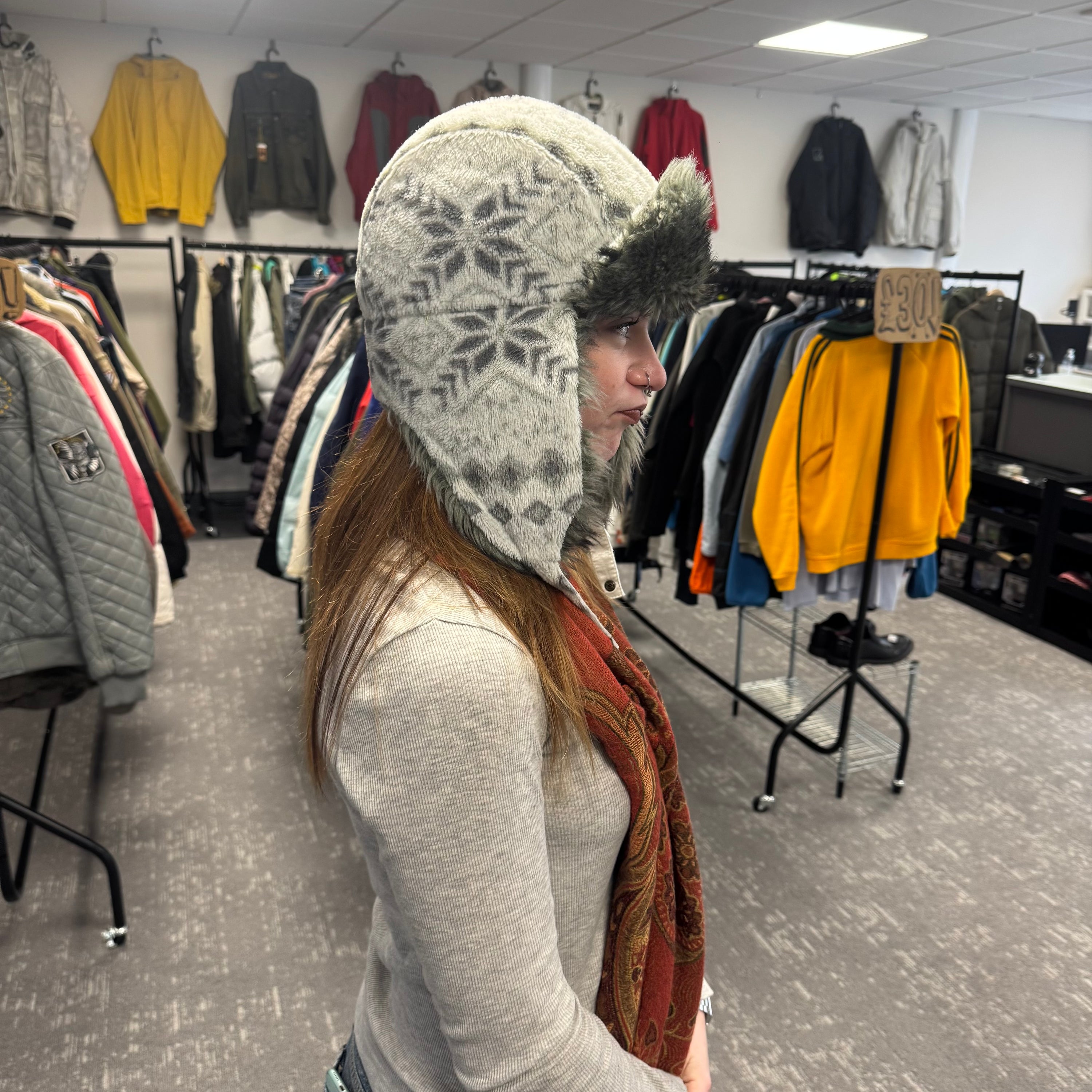 Golddigga snow leopard fluffy trapper hat (N/A) wms