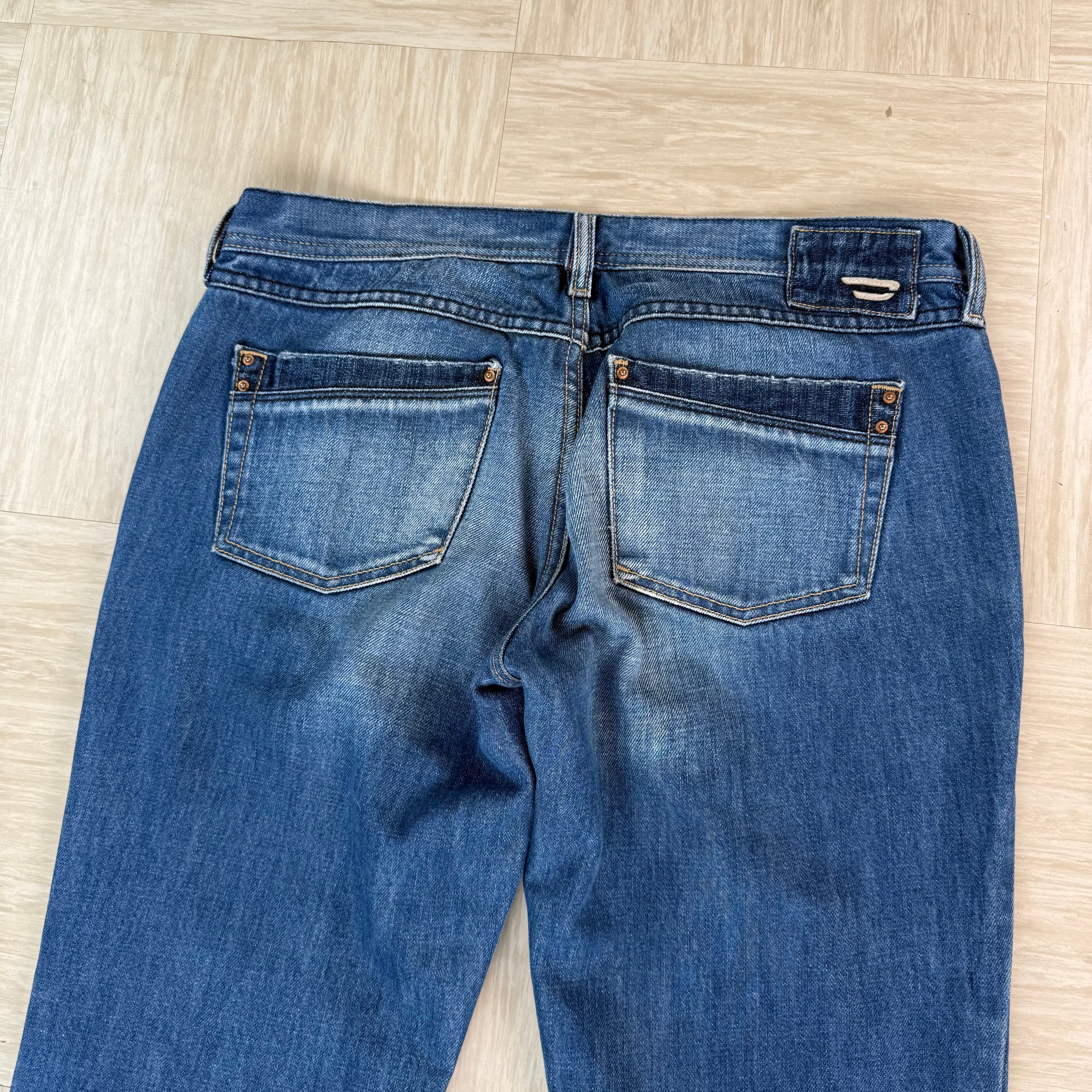 Diesel 2000's relaxed denim bootcut jeans (S)