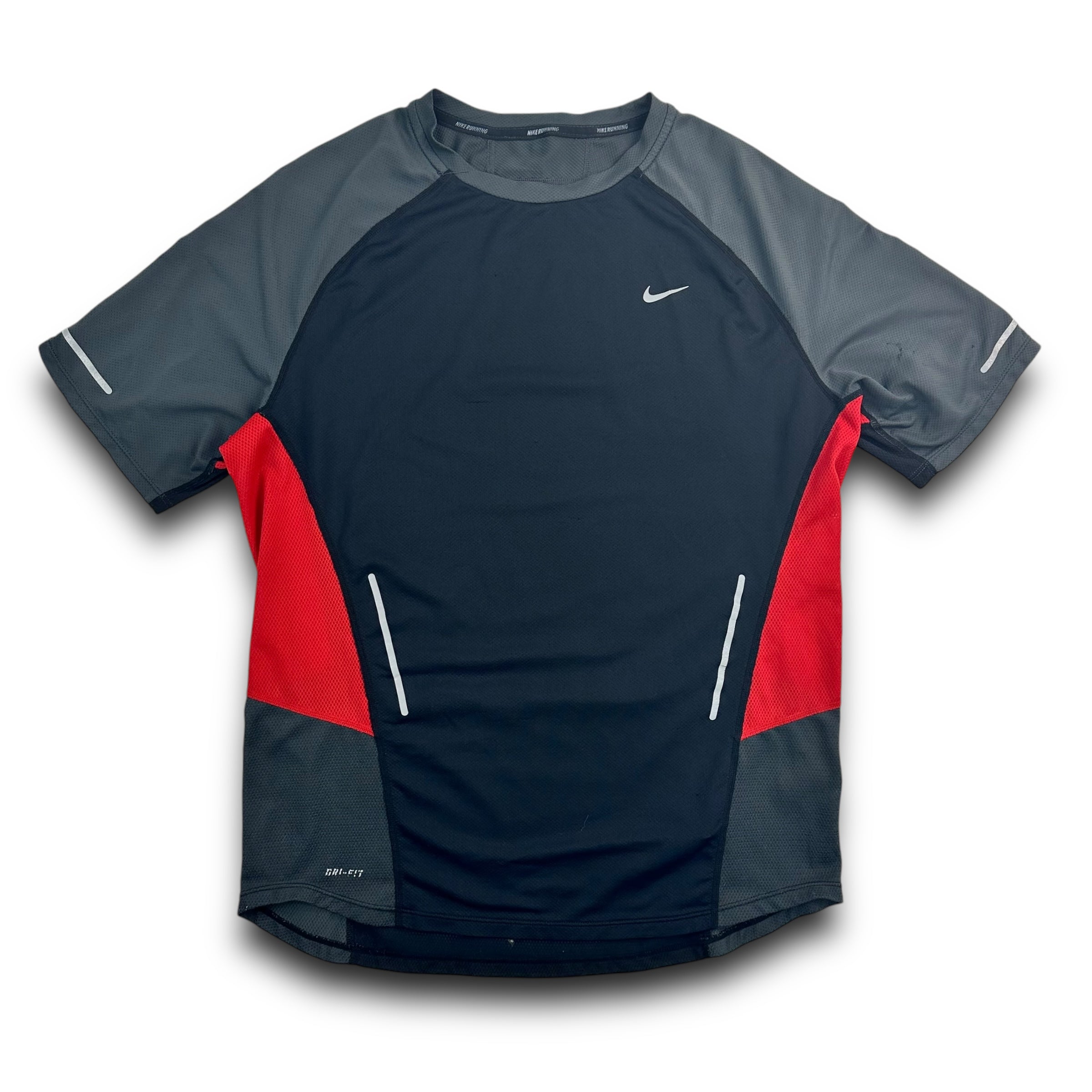 Nike 2000's paneled dri-fit breathable tee (M)