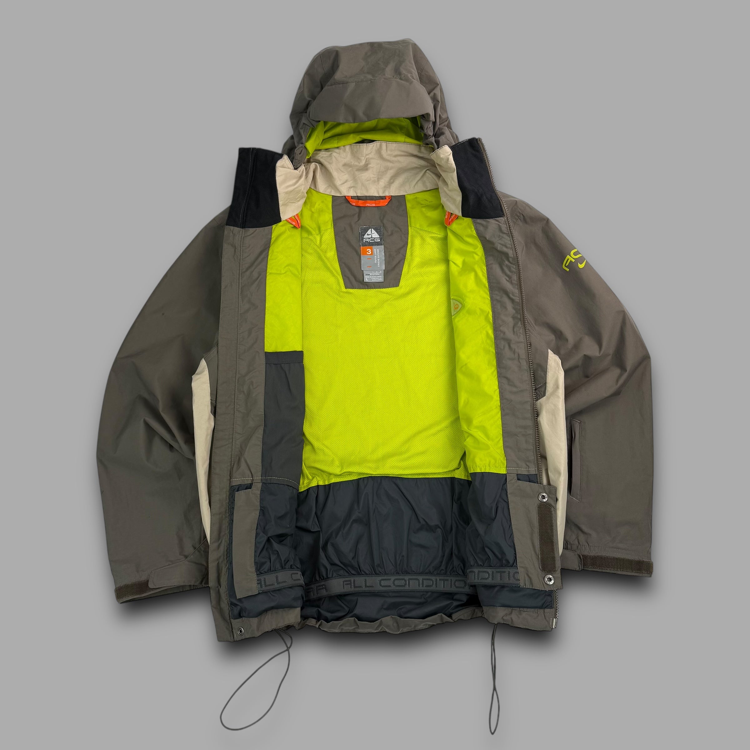 Nike ACG 2007 technical multi-pocket shell jacket (L)