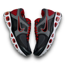Load image into Gallery viewer, Nike 2011 airmax tailwind 3 (UK8)
