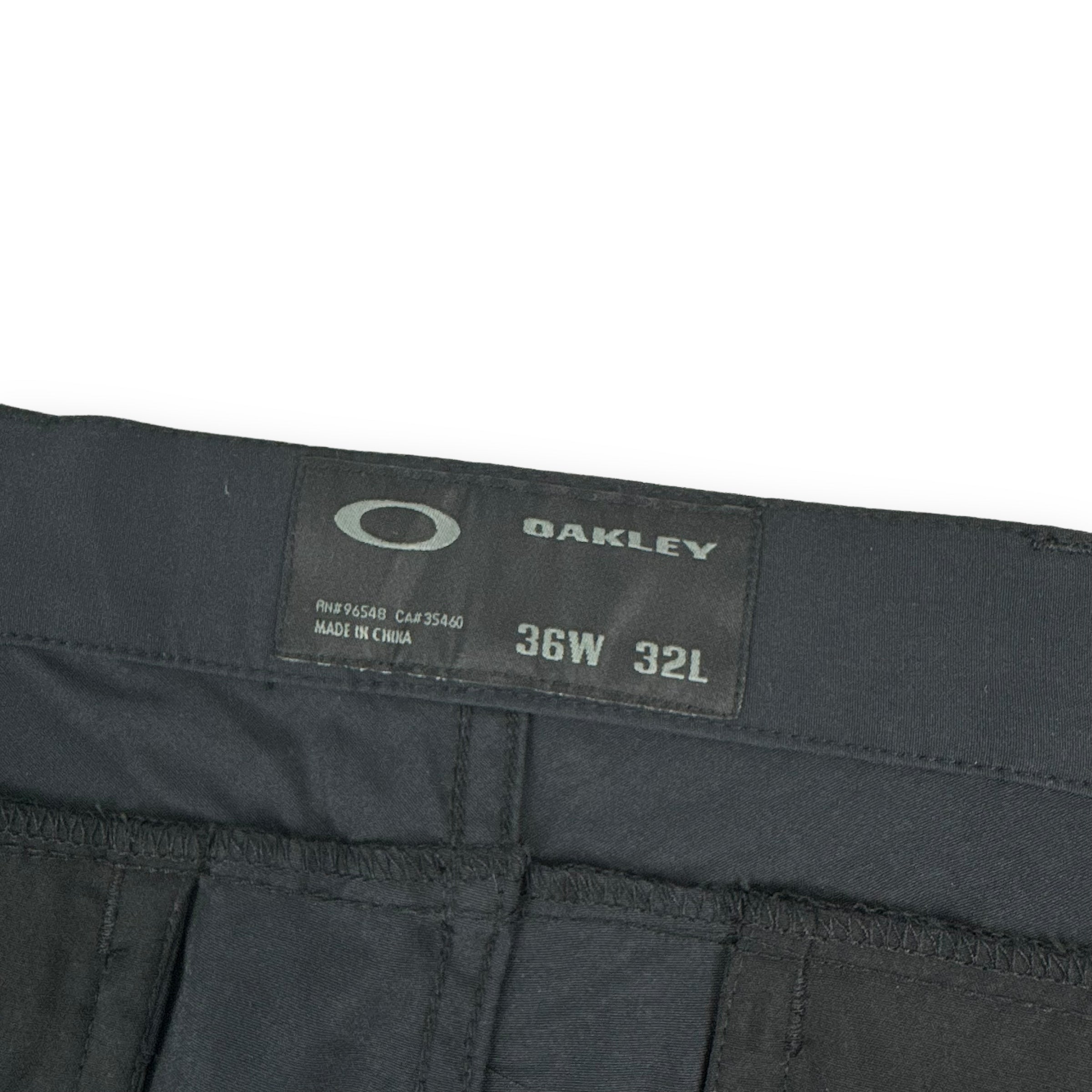 Oakley 2013 straight leg nylon golf trousers (L)