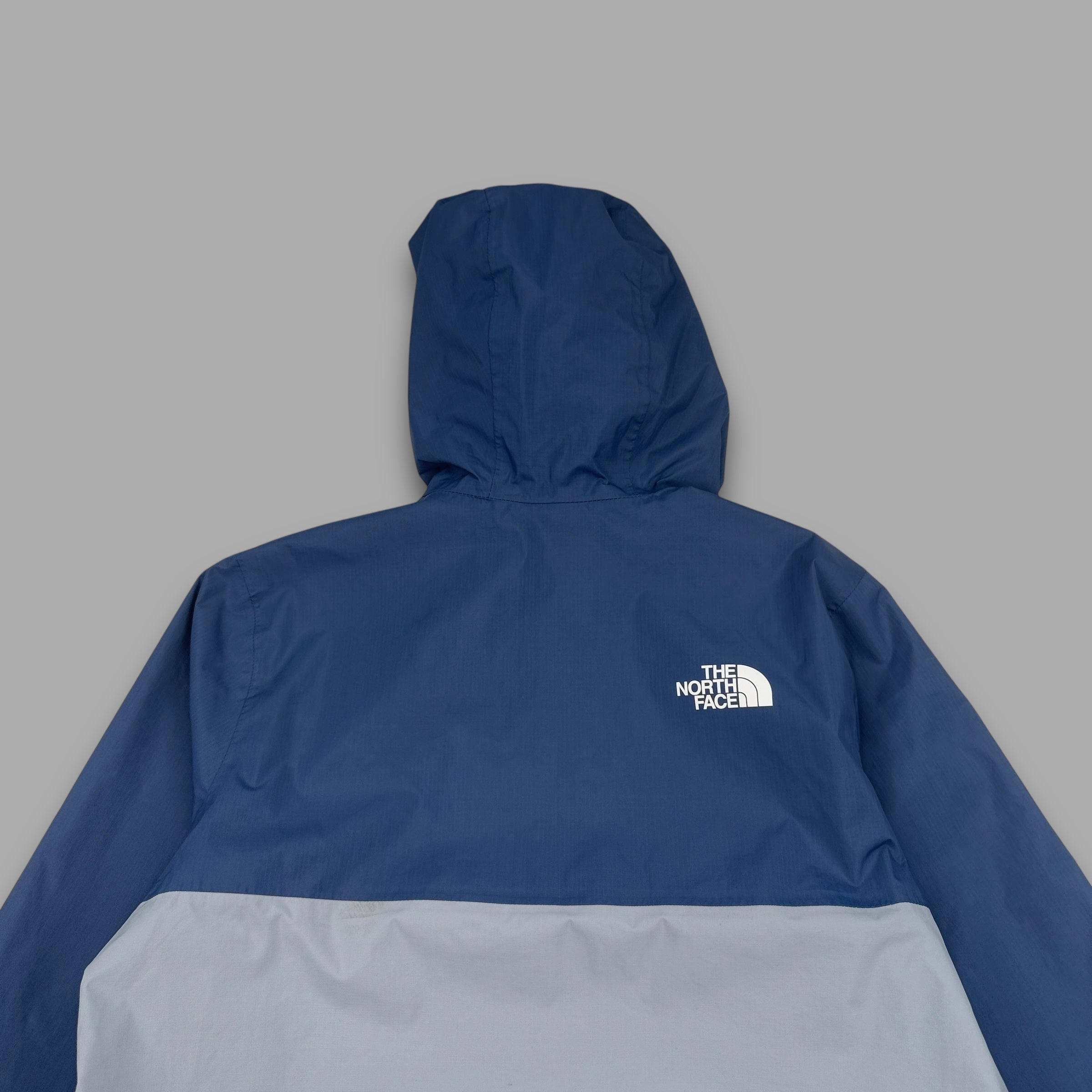 The north face 2023 softshell windbreaker (S)