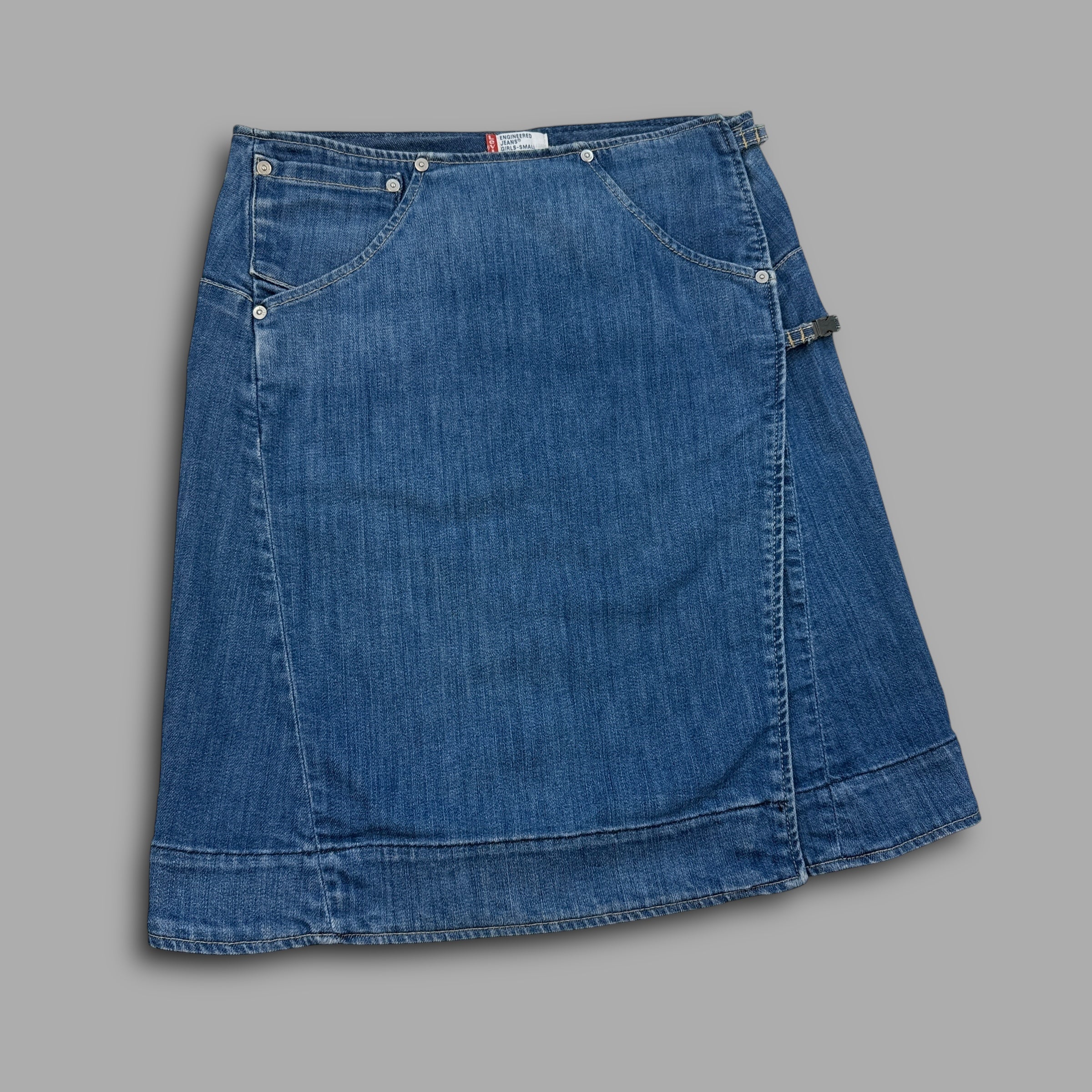 Levi's engineered 2000's technical denim wrap skirt (S)