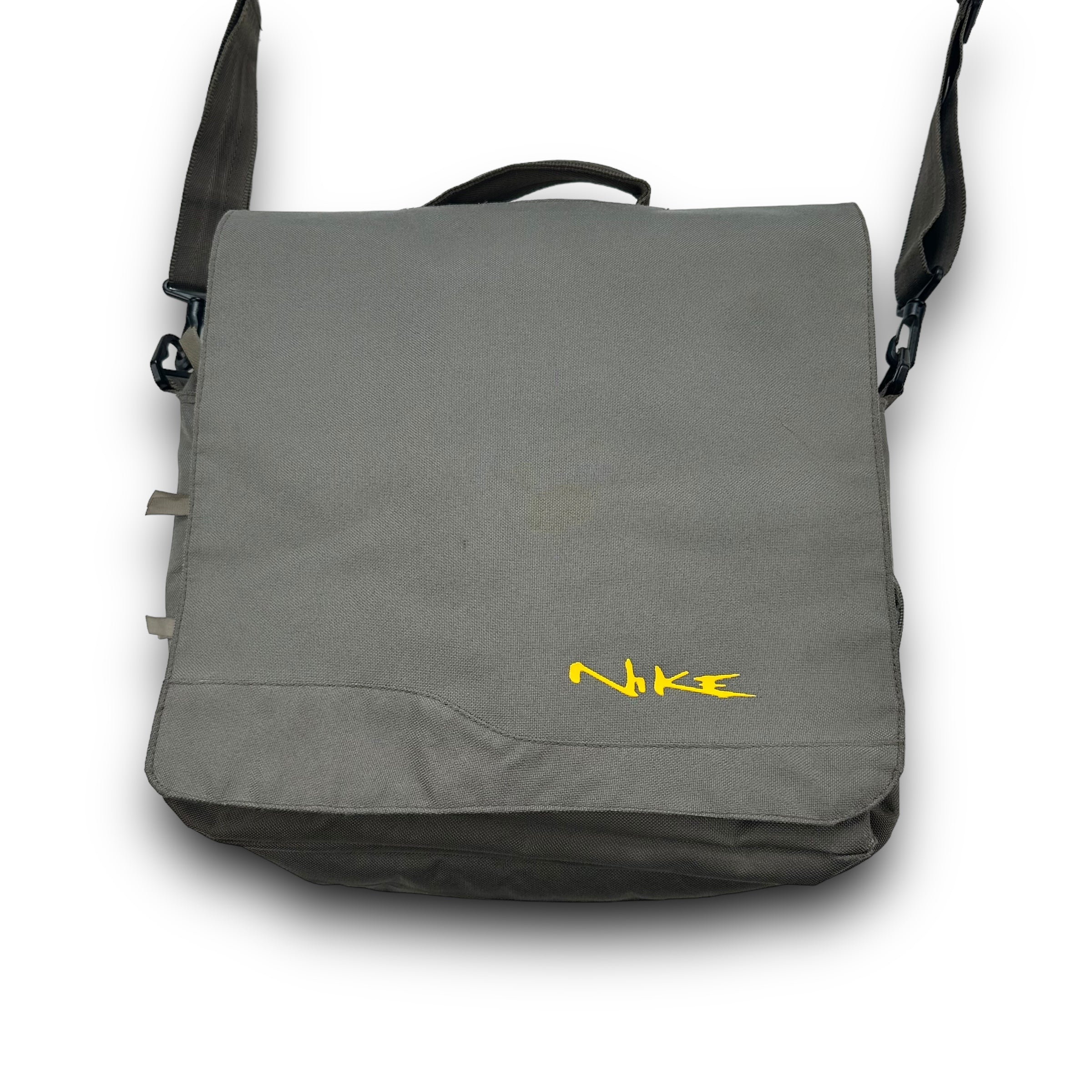 Nike 2000's multi-pocket technical satchel bag (OS)