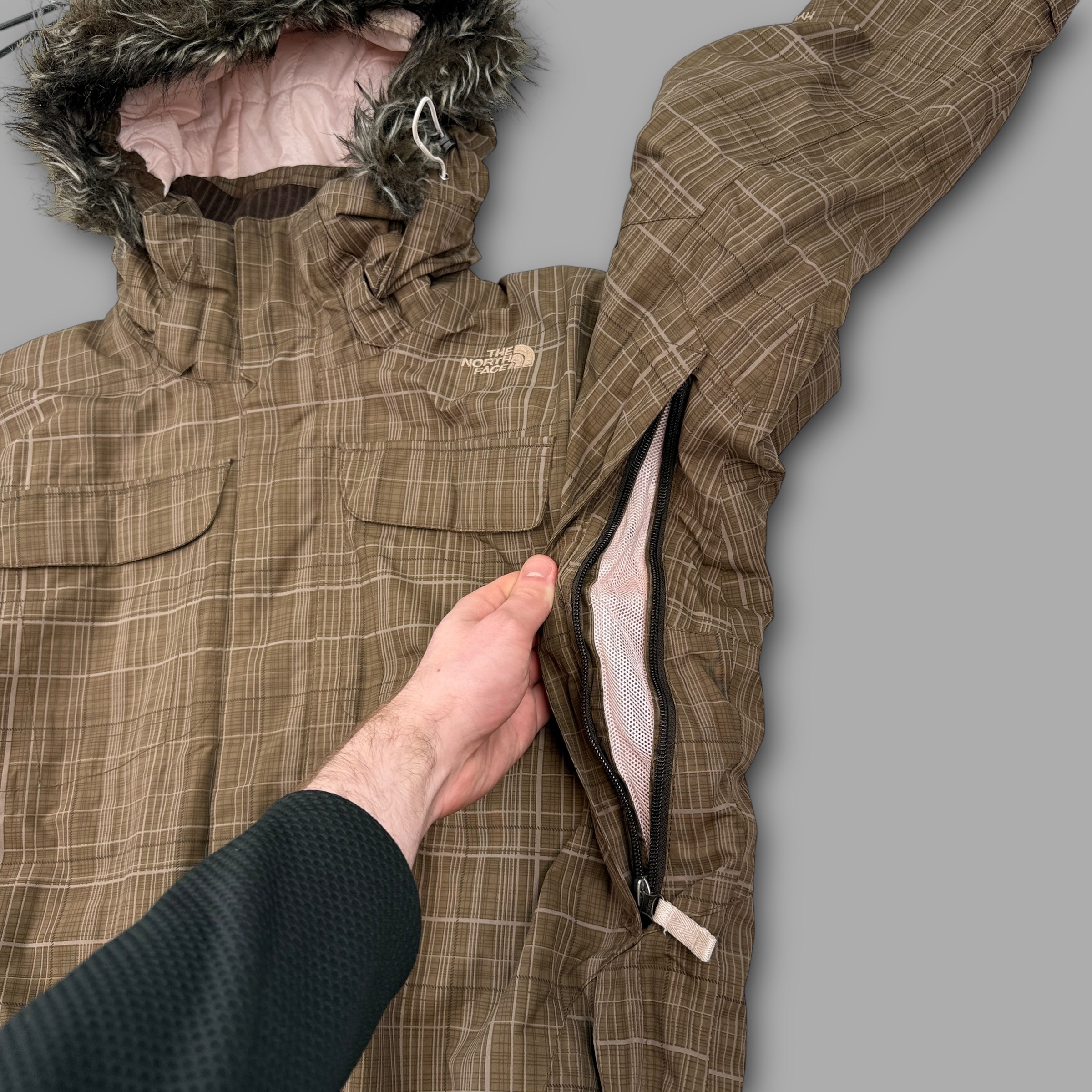 The north face 2007 technical plaid fur hood ski jacket (L) wms