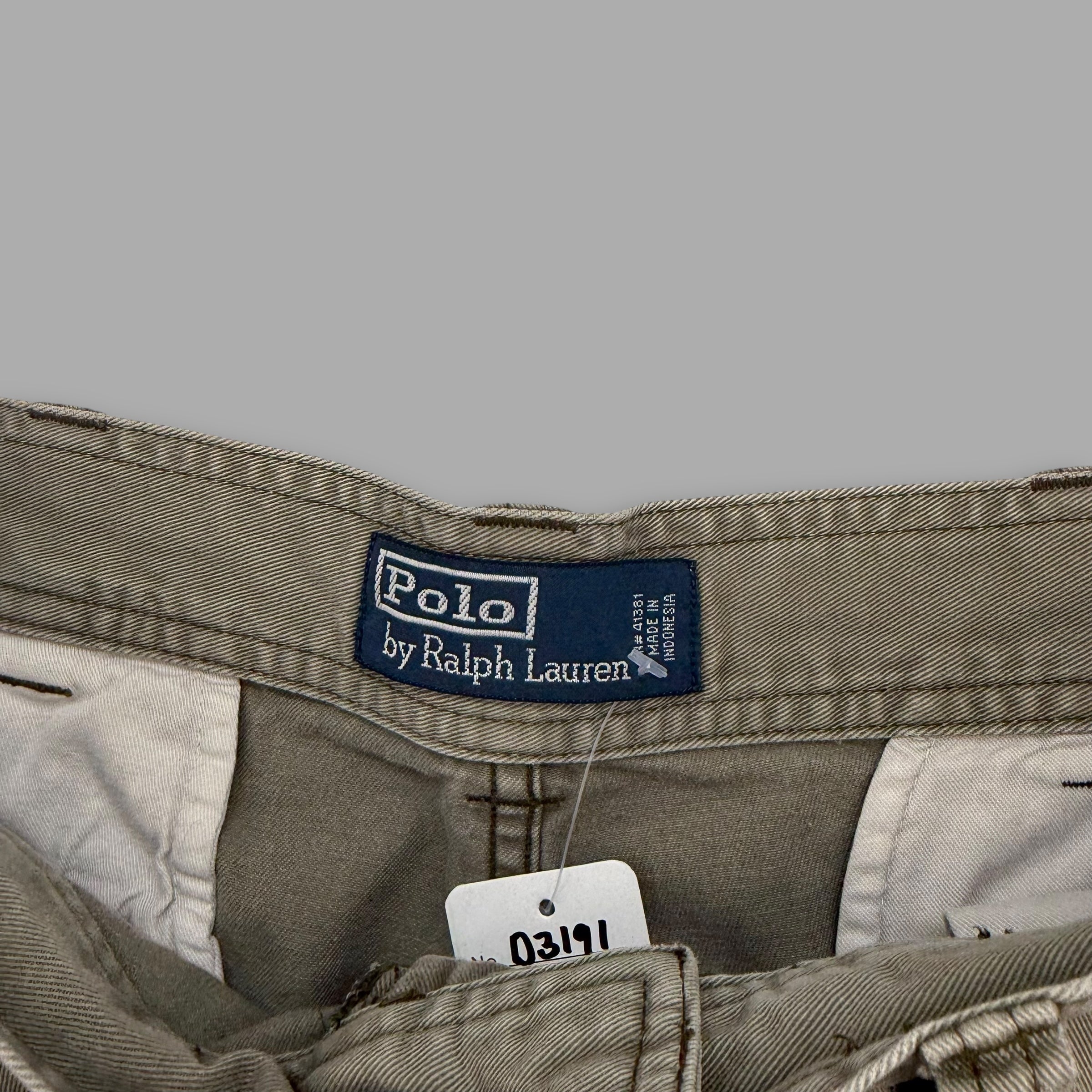 Ralph lauren 2000's baggy cargo shorts (M)