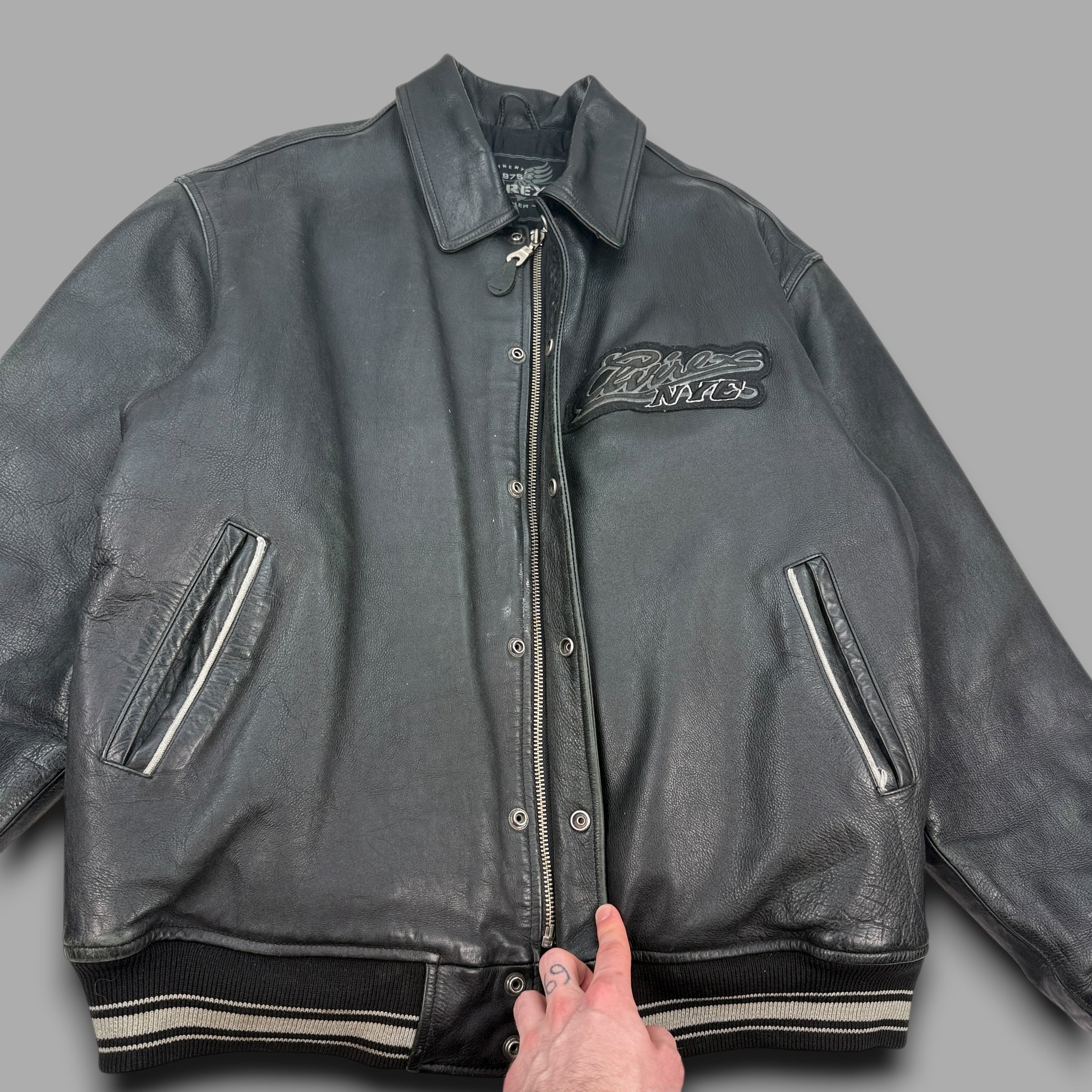 Avirex vintage leather zip-up varsity jacket (L)