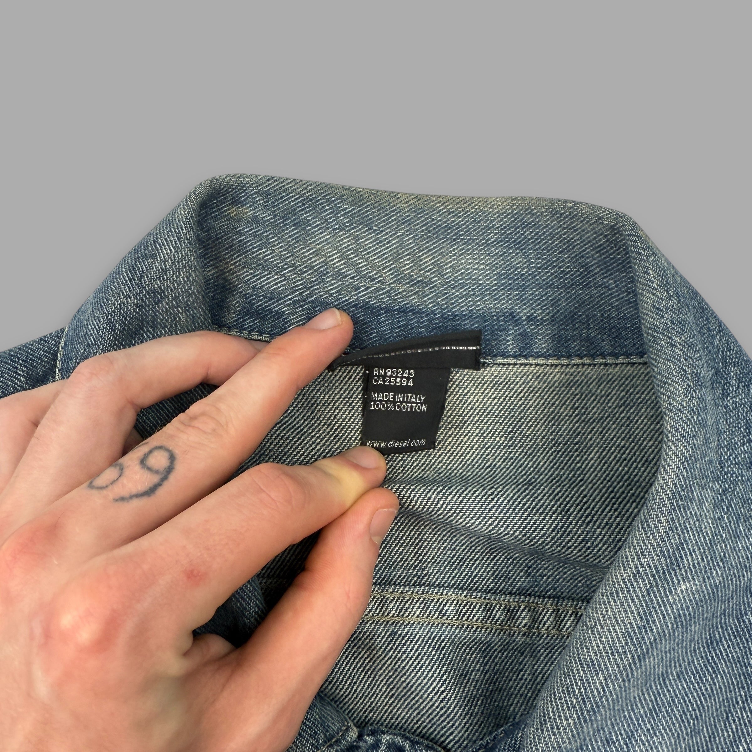Diesel 2000's made in Italy button up denim jacket (M)