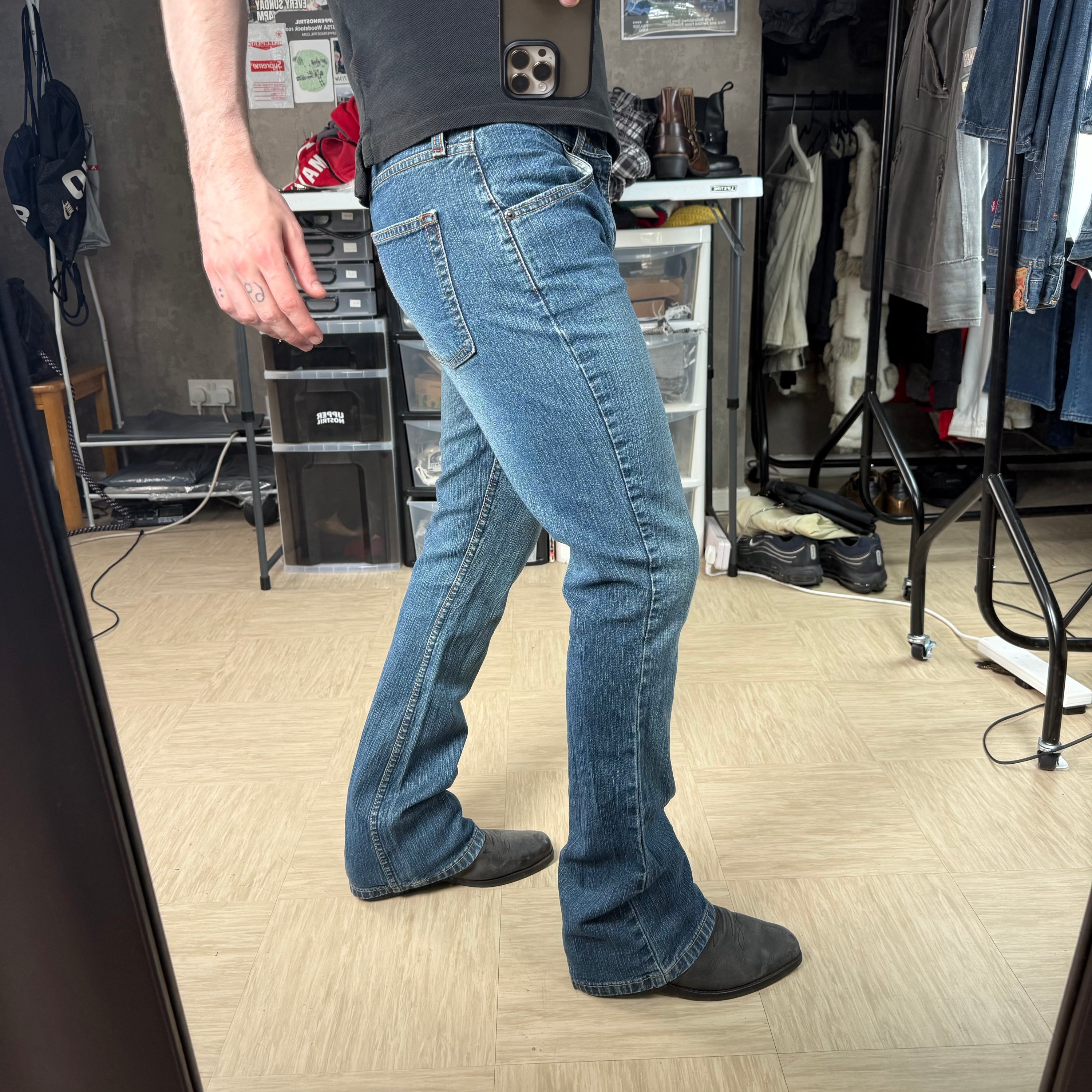 Levi's 2000's stretch denim bootcut jeans (S)