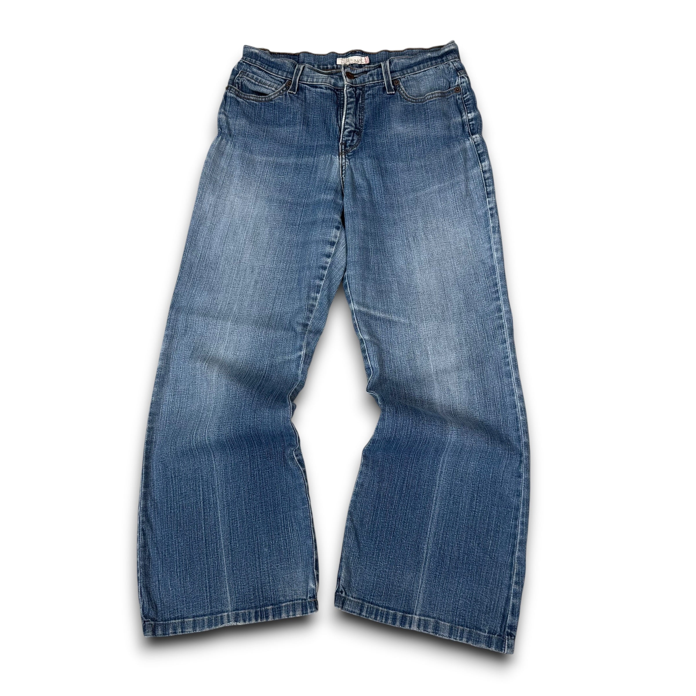 Levi's 548 2000's perfectly slimming relaxed flare denim jeans (S)