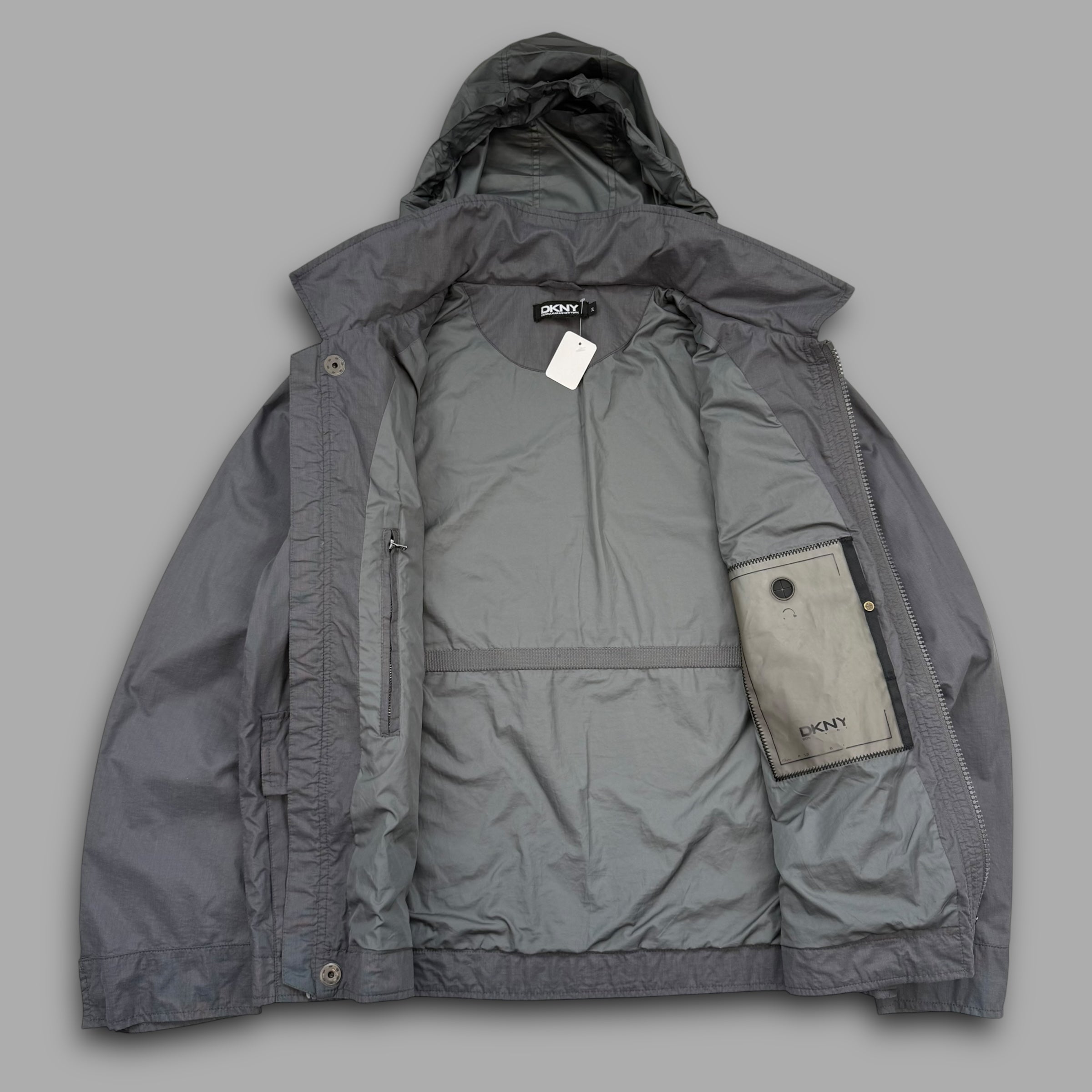 DKNY 2000's technical packable hood jacket (L-XL)