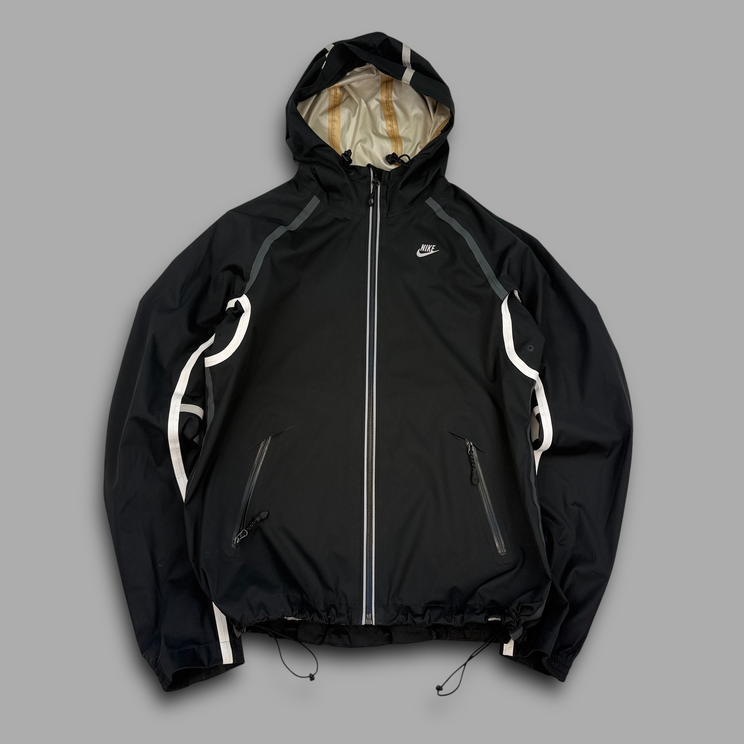 Nike 2000's technical taped seams reflective softshell jacket (S)