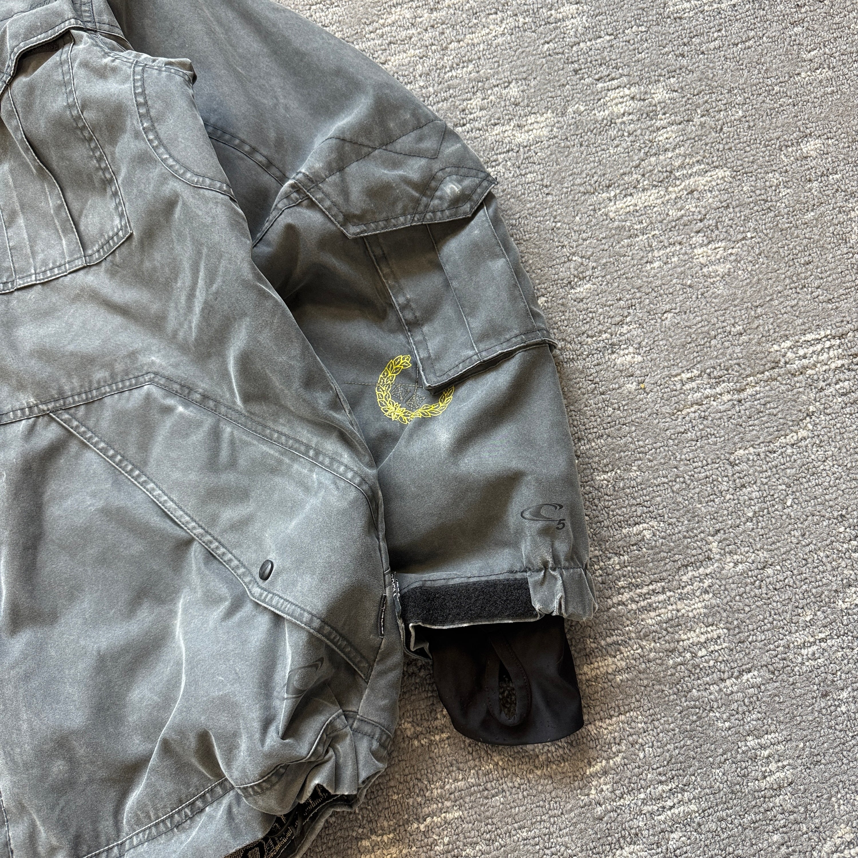 O'neill 2000's technical stone washed multi-pocket softshell ski jacket (XL)