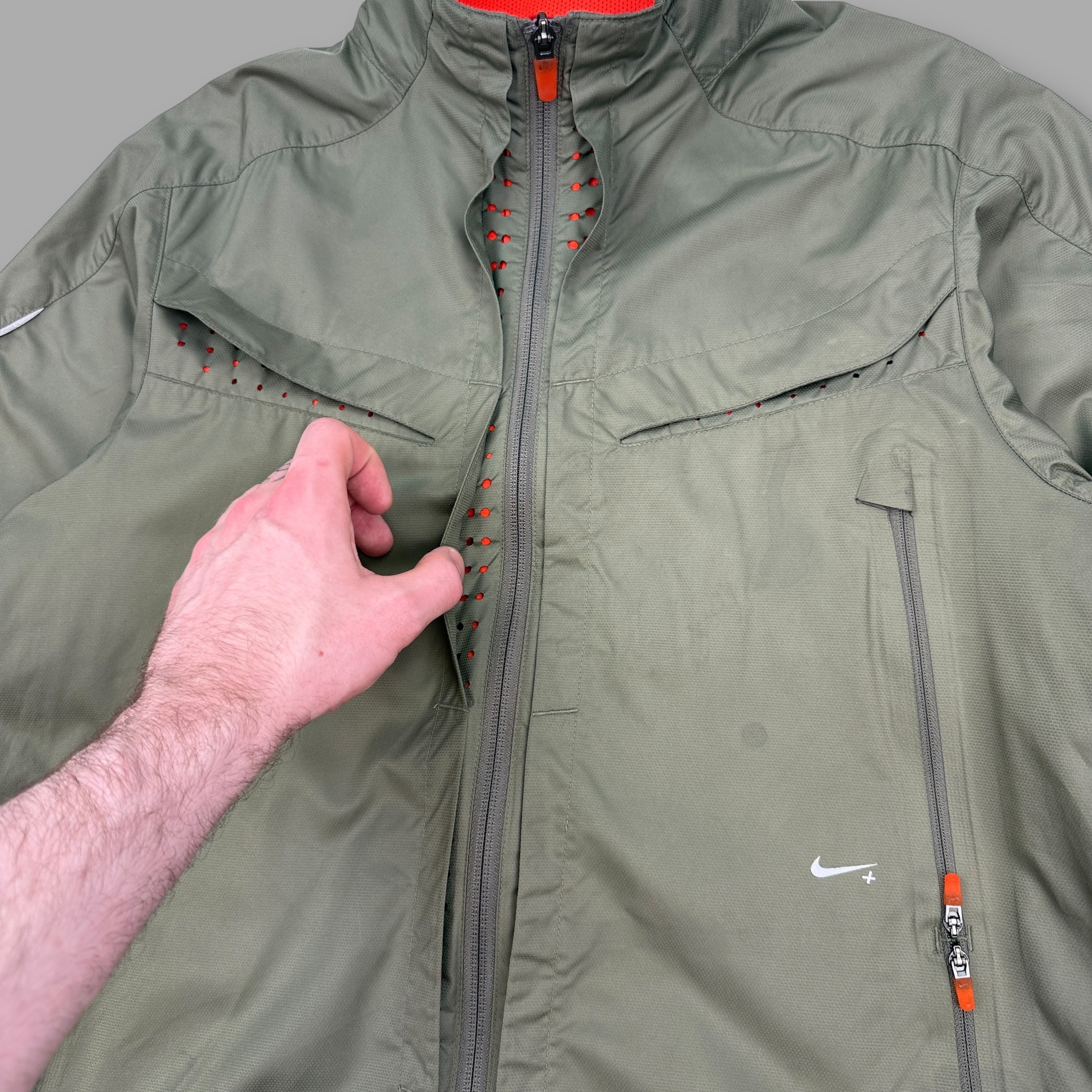 Nike fit+ 2000's technical vented panelled track jacket (S)