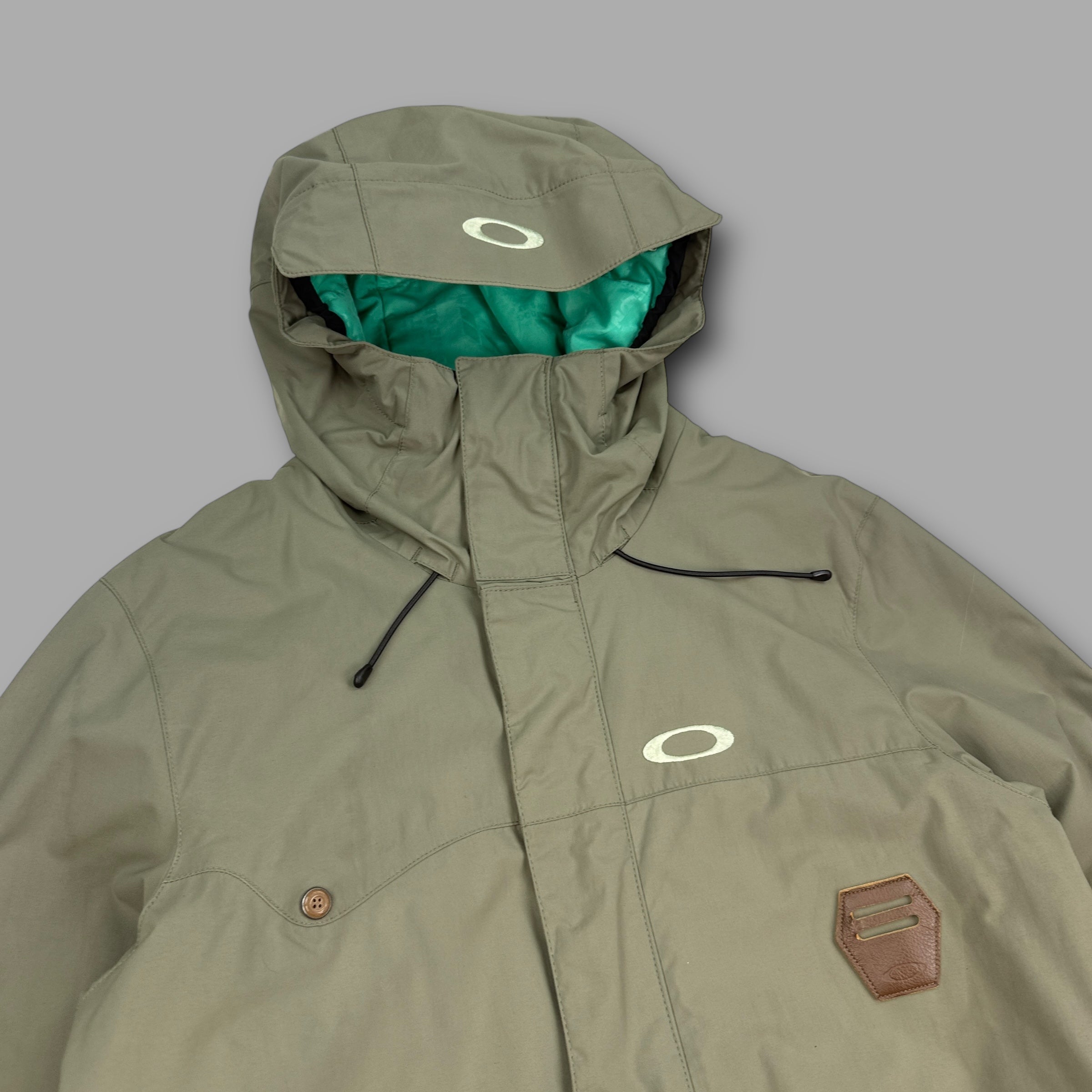 Oakley 2013 technical dual pocket vented snowboard jacket (S)