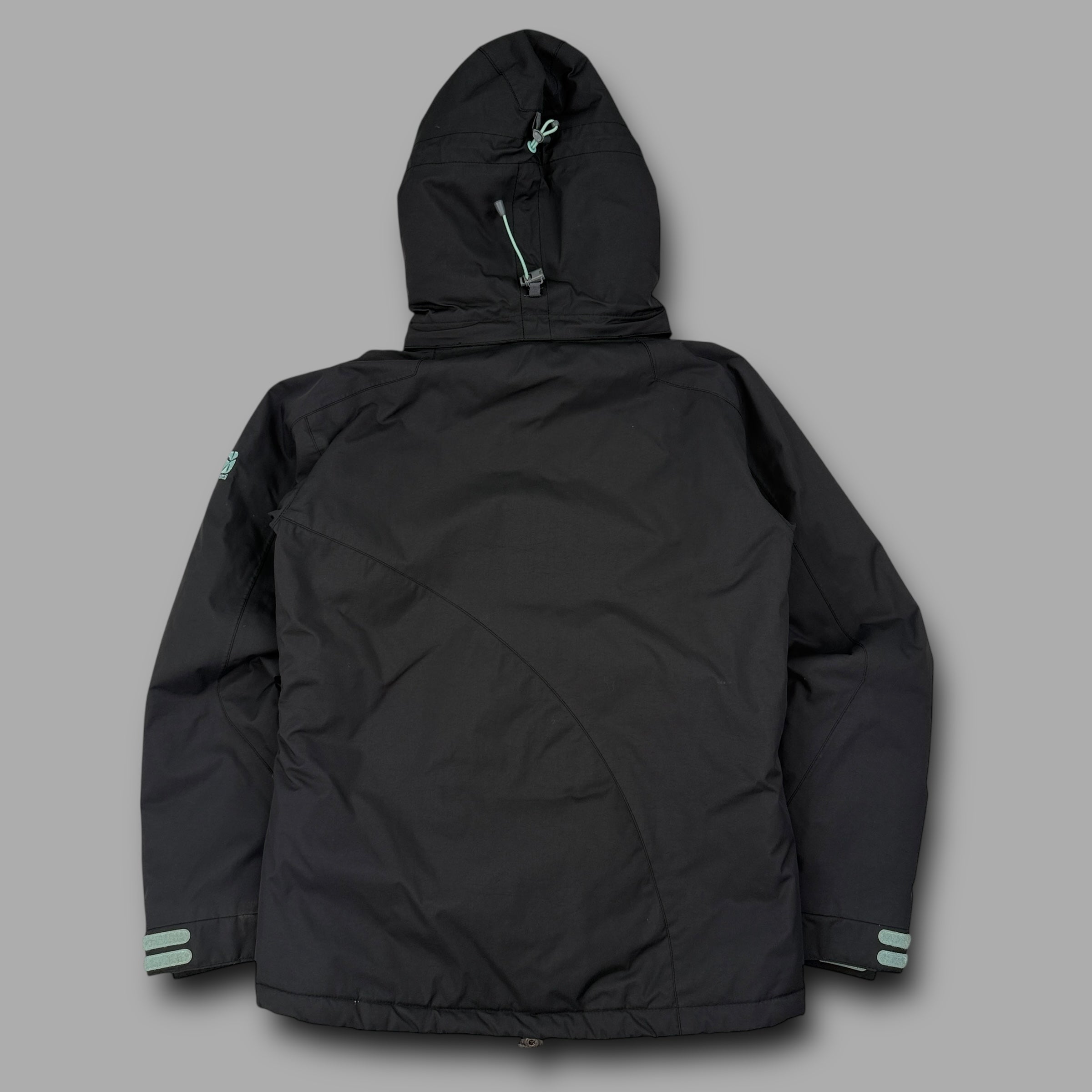 Animal 2000's technical multi-pocket vented ski jacket (M) wms