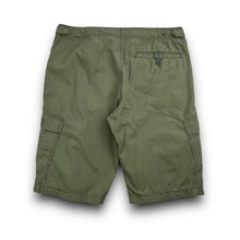 Load image into Gallery viewer, Nike 2000&#39;s athletic dept. baggy cargo shorts (M)
