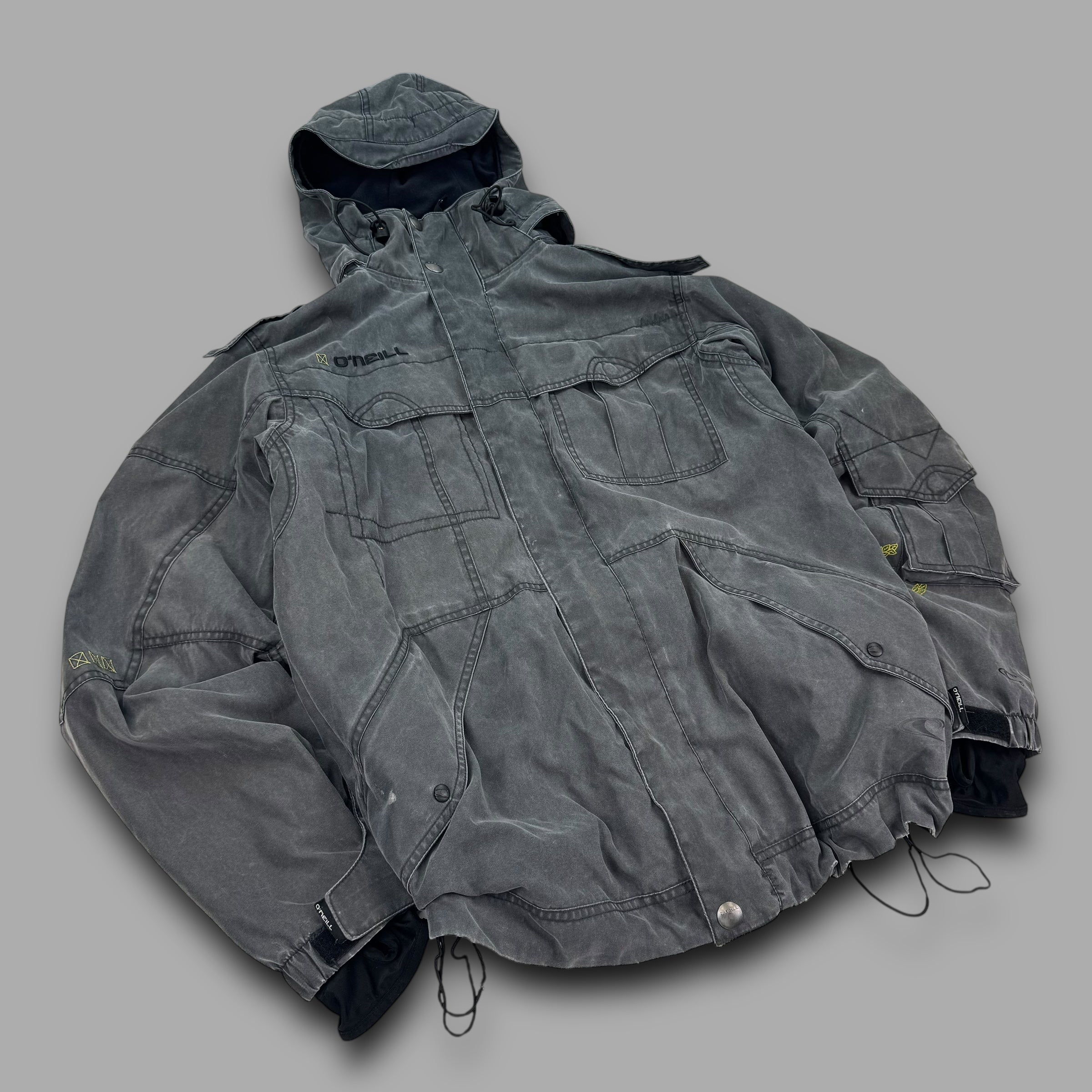 O'niell 2000's technical stone washed contrast stitch multi-pocket ski jacket (L)