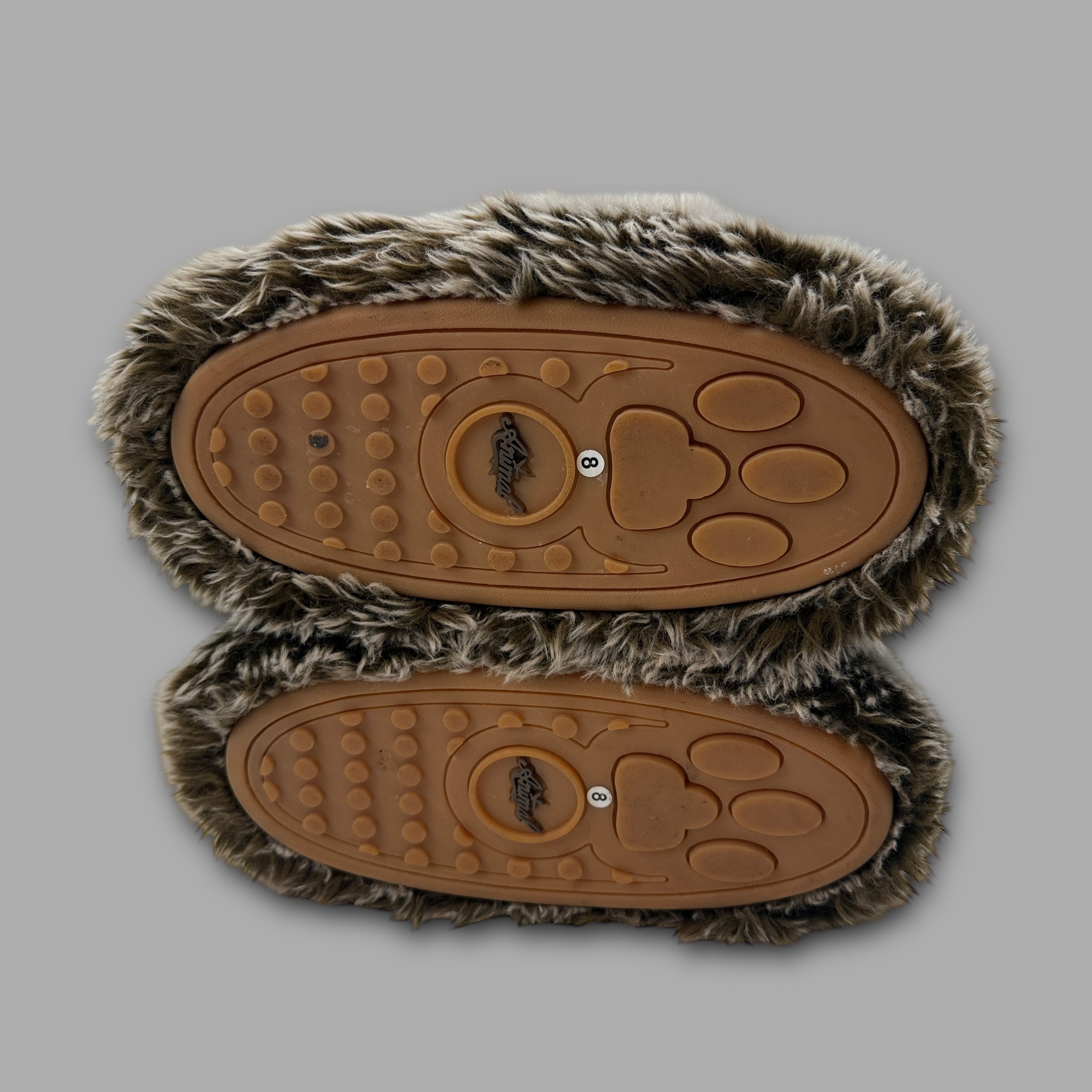 Animal 2000's oversized yeti faux fur boots (UK8)