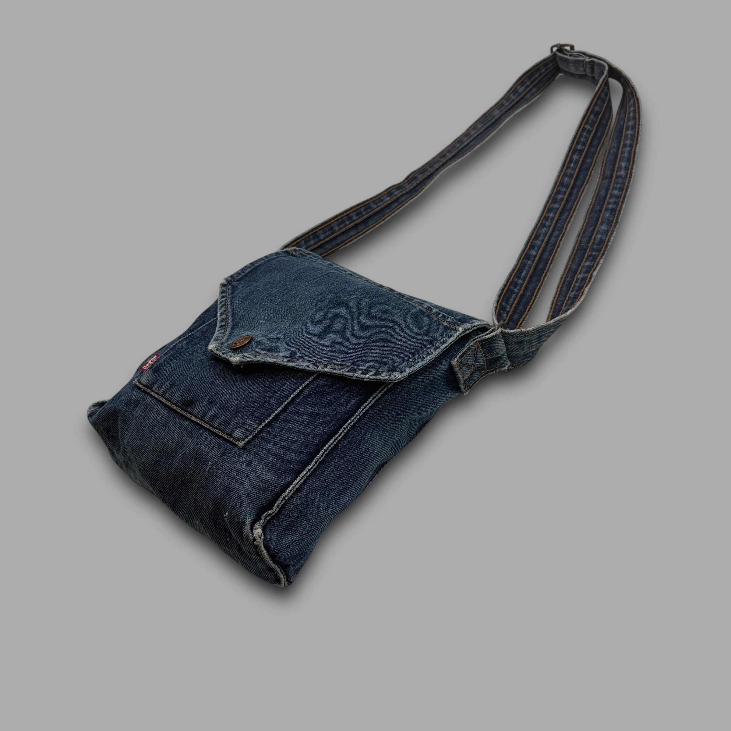 Levi's 2000's technical denim shoulder bag (OS)