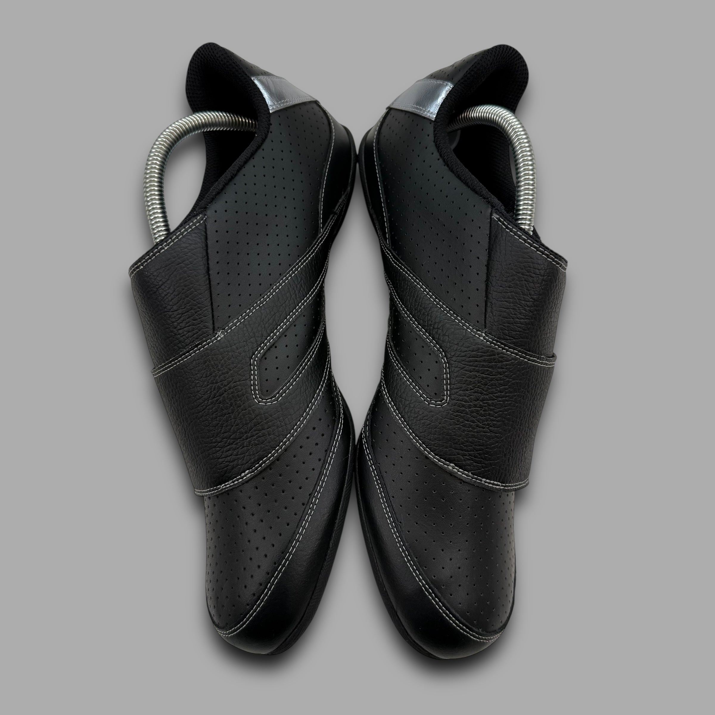 Nike roubaix 2009 'black & silver perforated ' slip on (UK8)