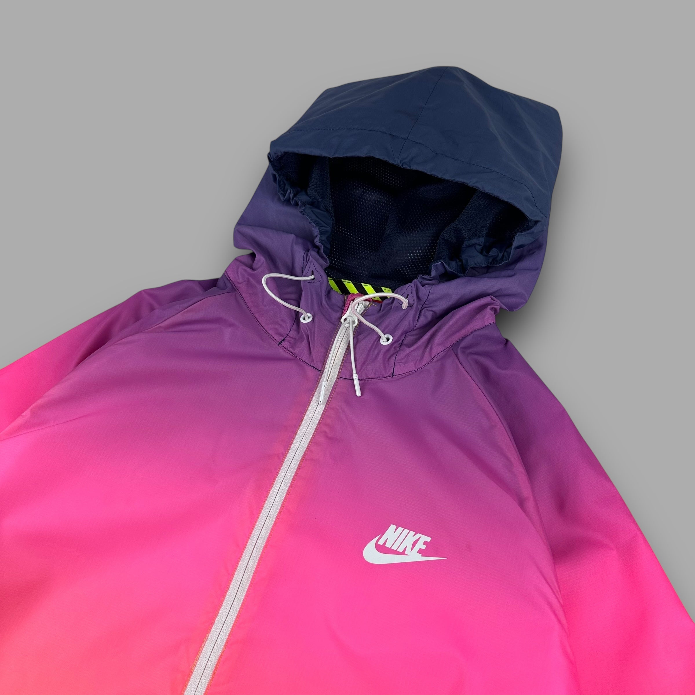 Nike 2015 'air in colour' sunset track jacket (M)