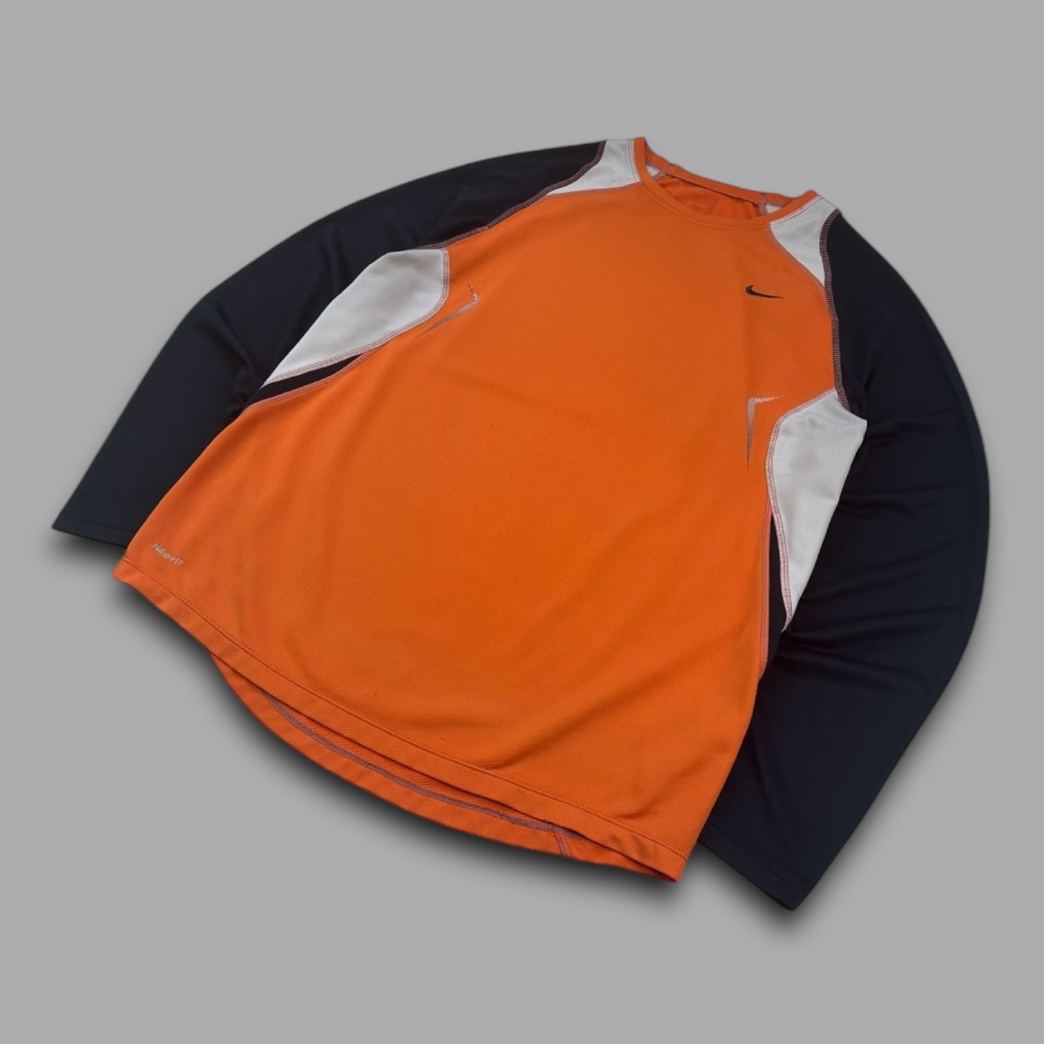 Nike 2000's technical paneled dri-fit long sleeve tee (L)