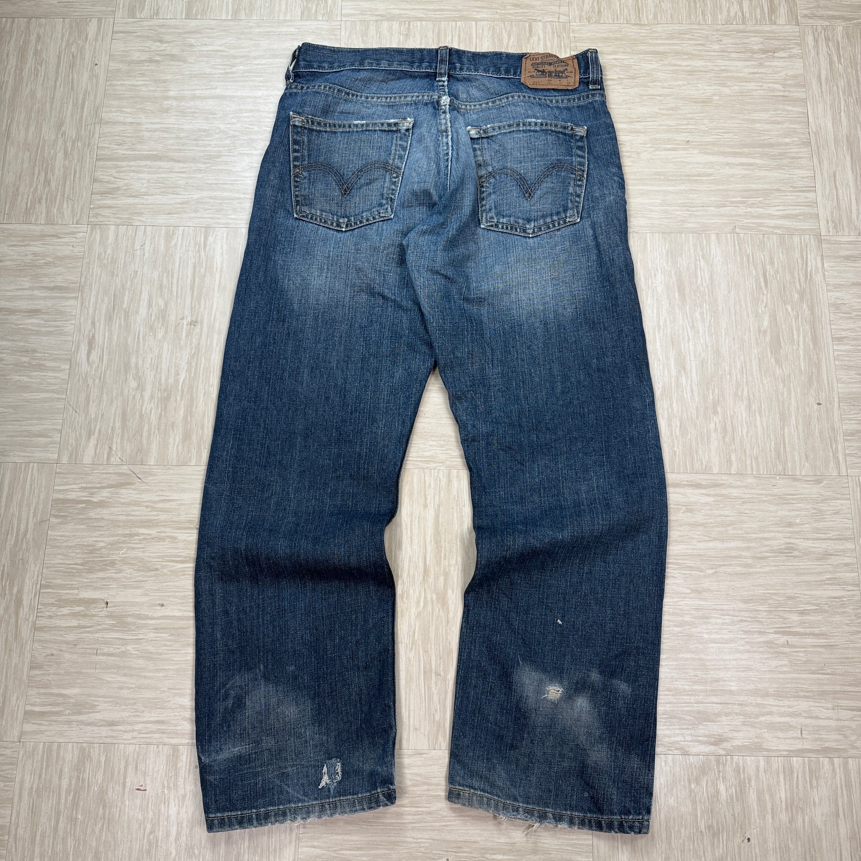 Levi's 514 2000's slim straight fit denim jeans (S)
