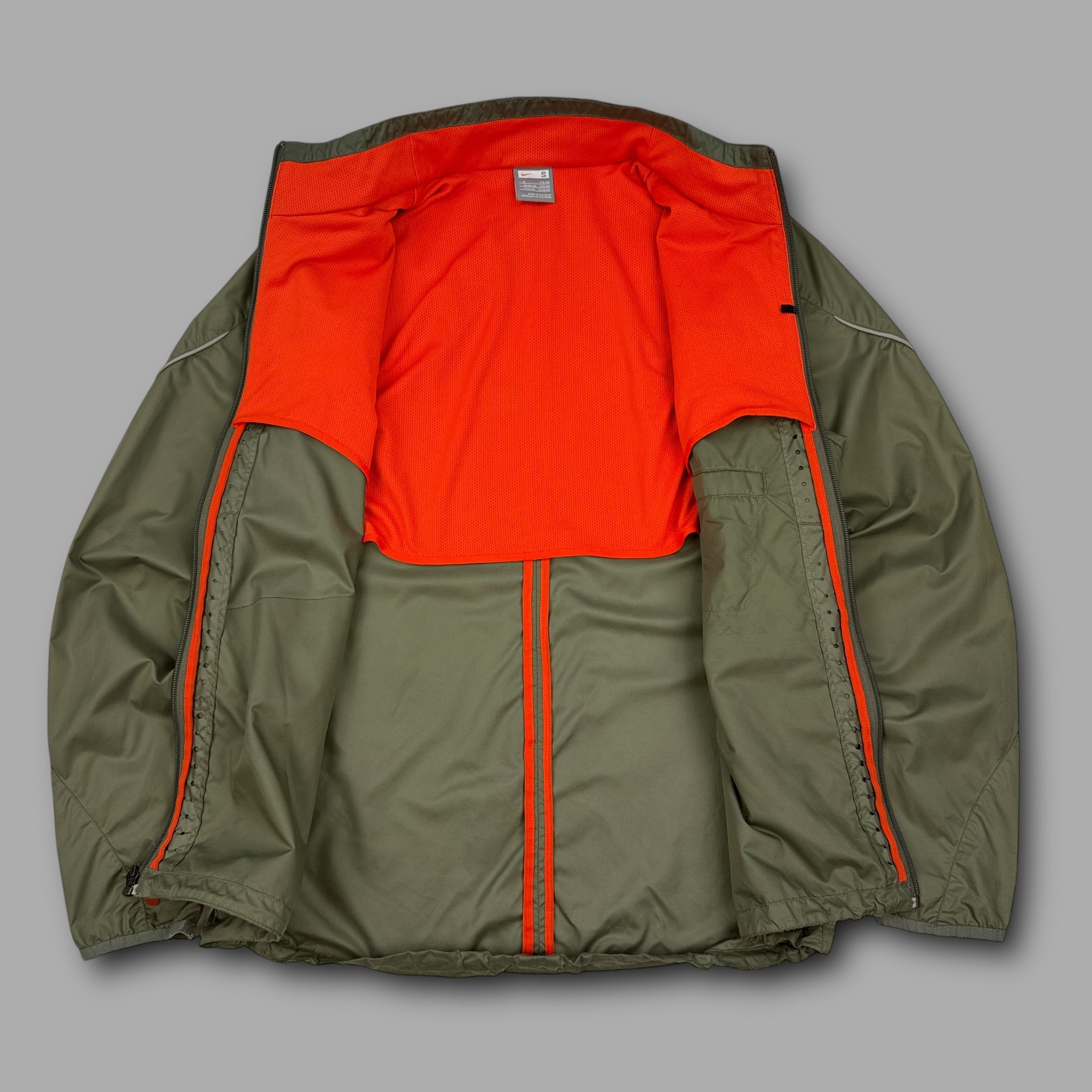 Nike fit+ 2000's technical vented panelled track jacket (S)