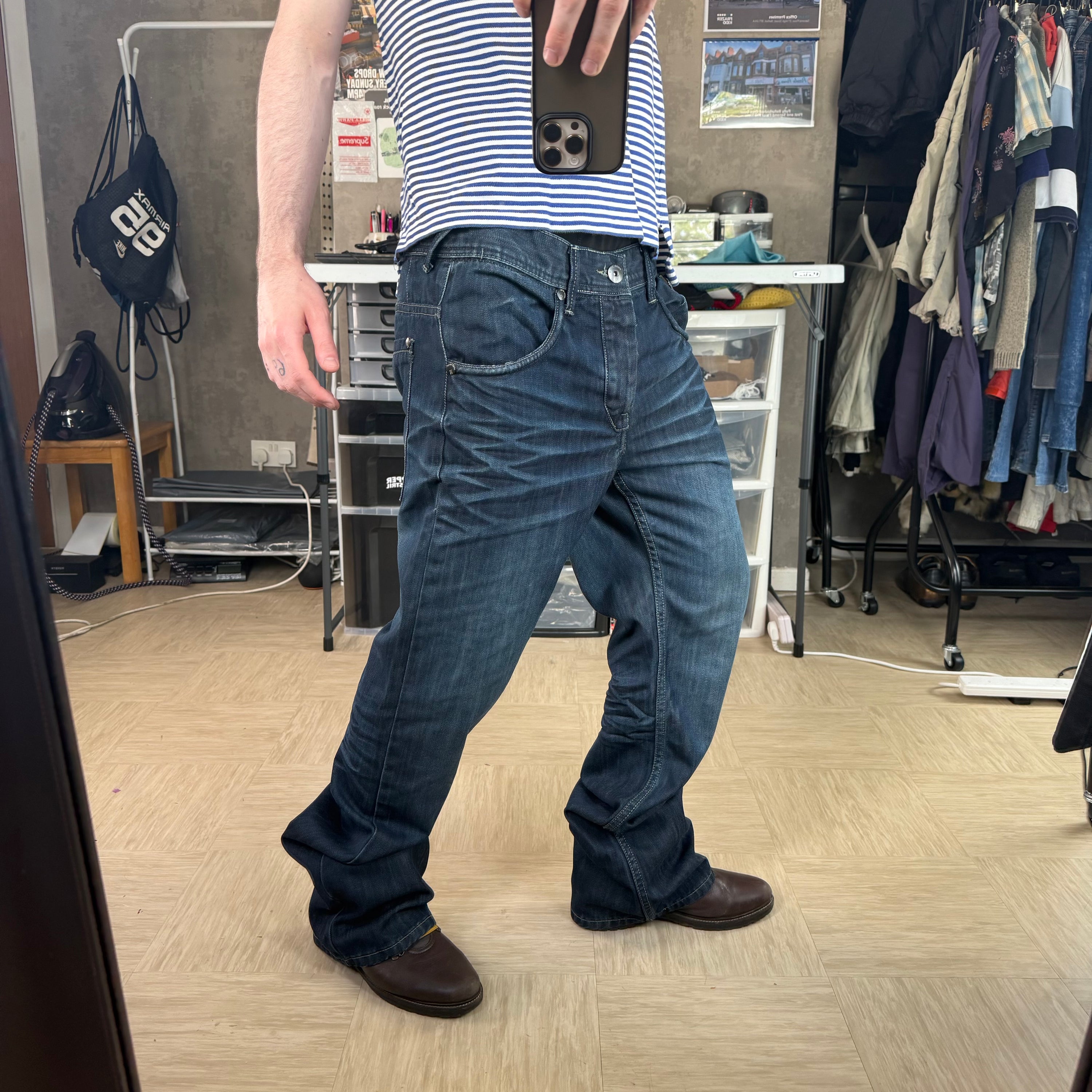 Diesel 1990's Hudson fit dark denim relaxed bootcut jeans (M)